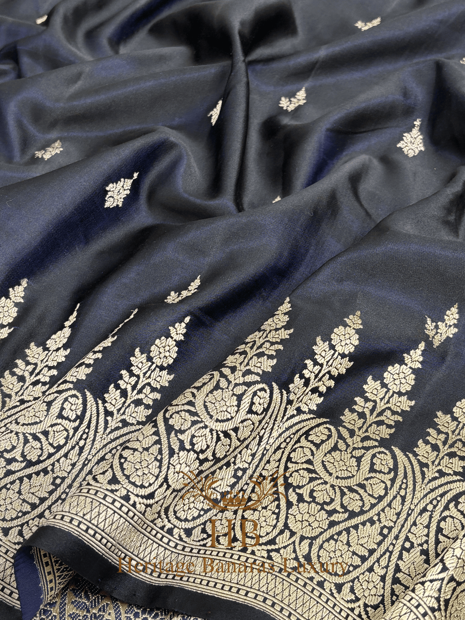 Classic Black Handwoven Banarasi Pure Mashru Silk Saree