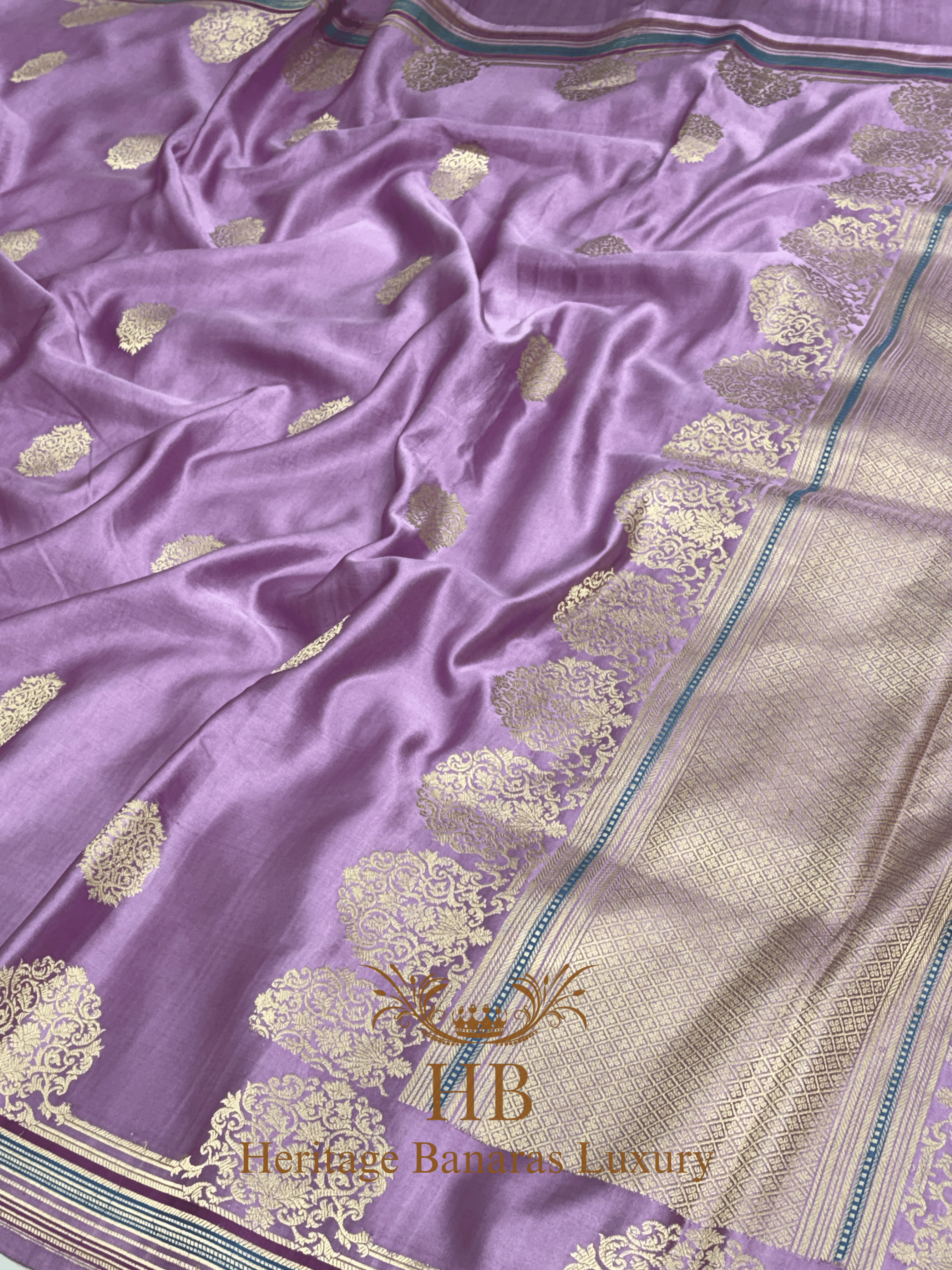 Elegant Lavender Handwoven Banarasi Pure Mashru Silk Saree