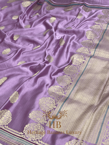 Elegant Lavender Handwoven Banarasi Pure Mashru Silk Saree