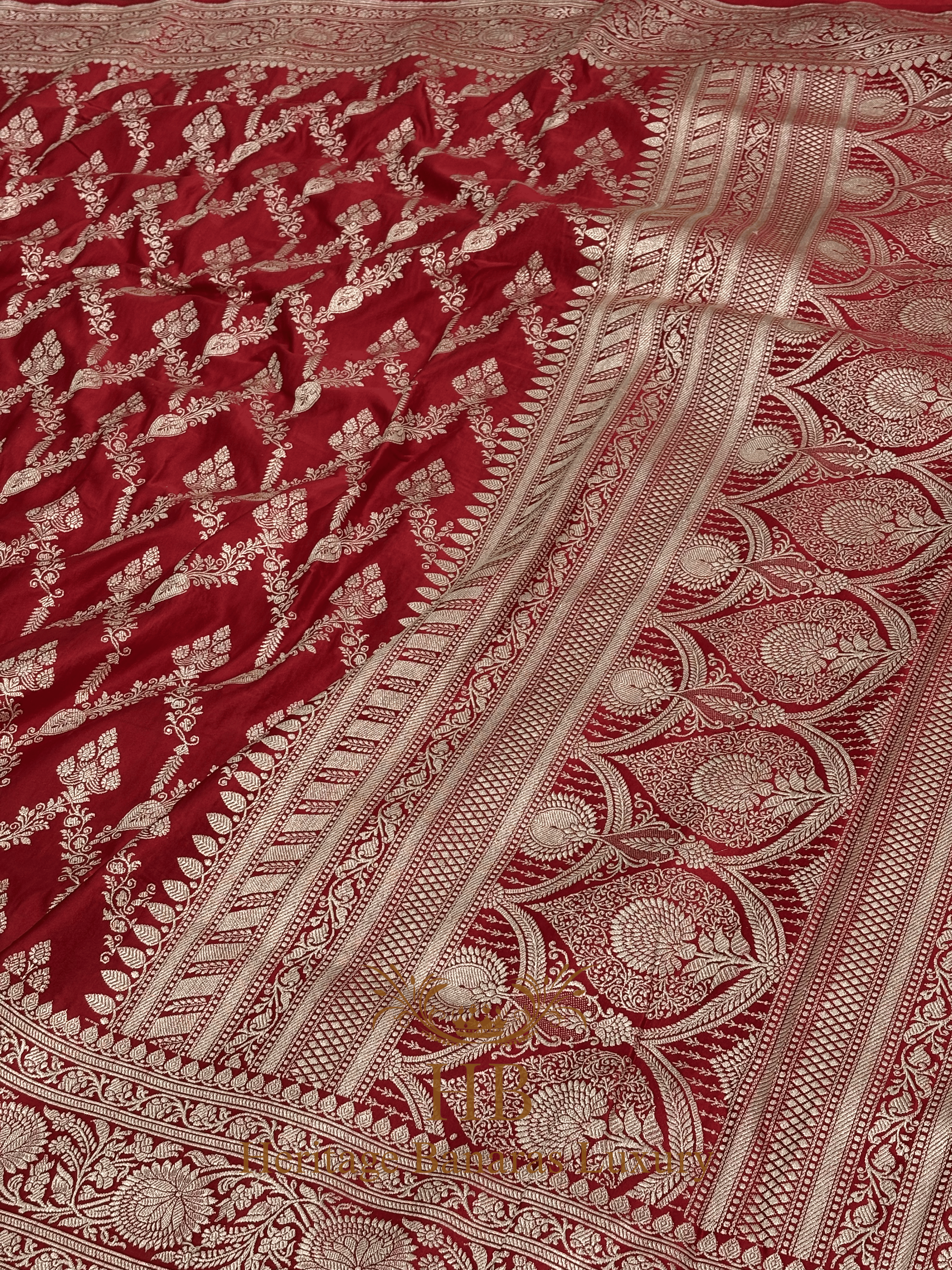 Red Handwoven Banarasi Pure Satin Silk Jaal Saree
