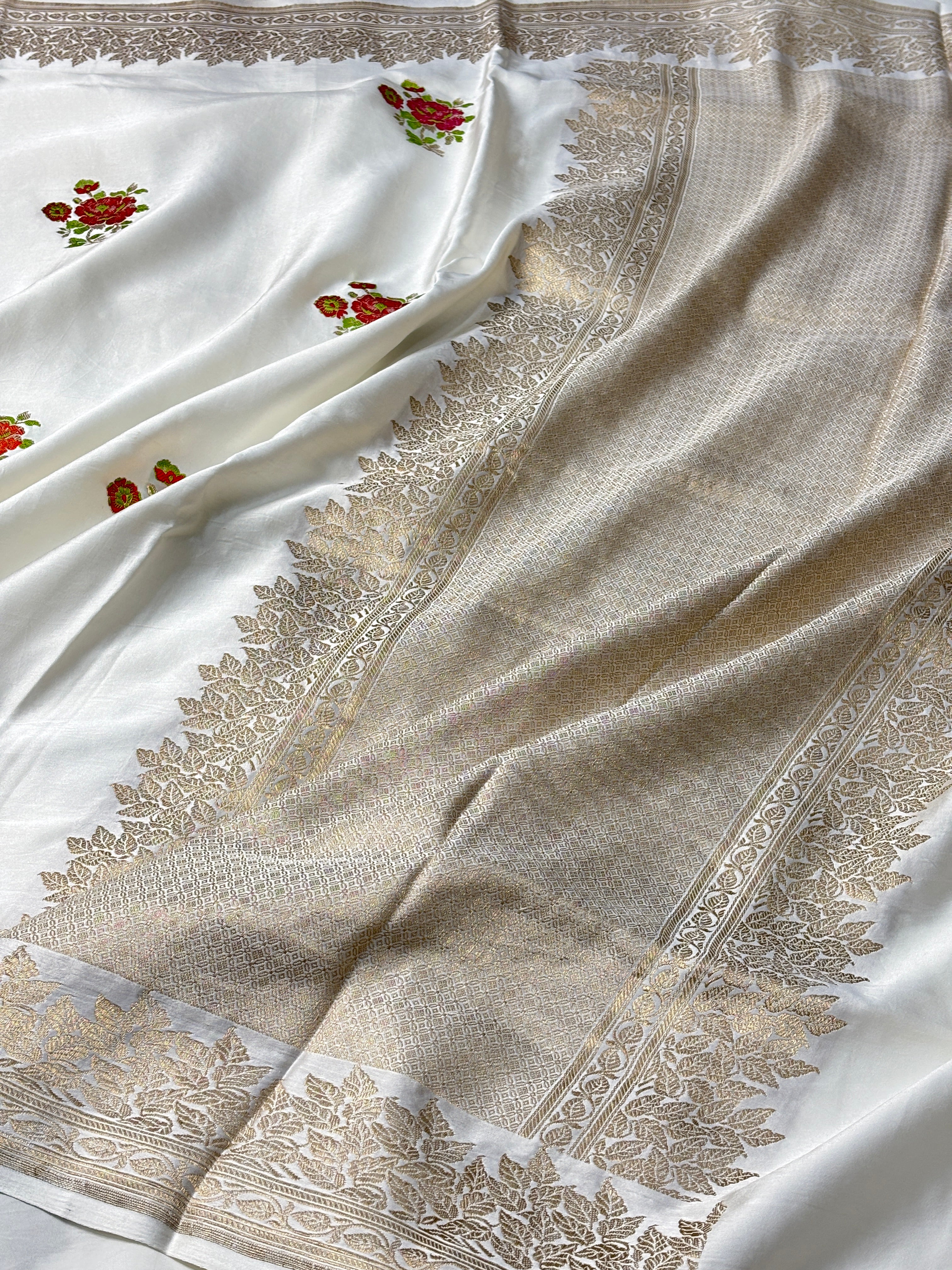 Ivory Banarasi Satin-Mashru Silk Handwoven Saree