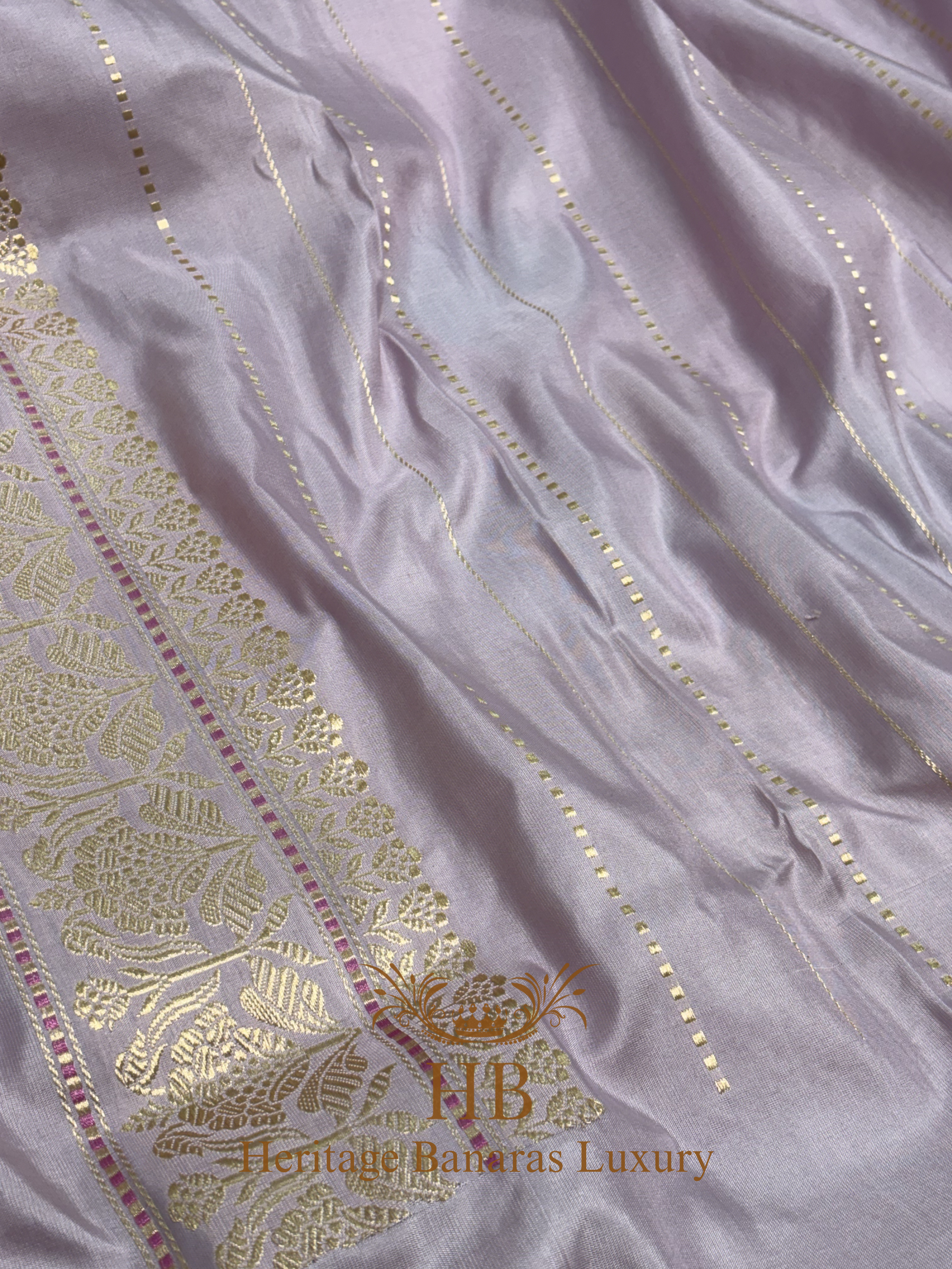 Pastel Lavender Handwoven Banarasi Pure Katan Silk Saree