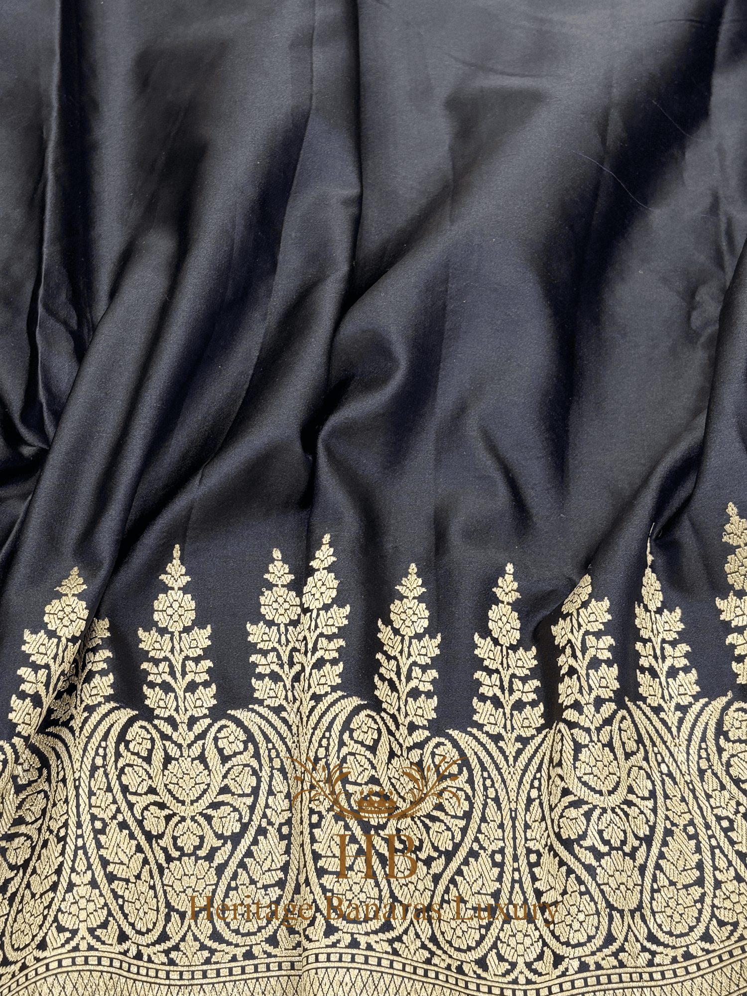 Classic Black Handwoven Banarasi Pure Mashru Silk Saree