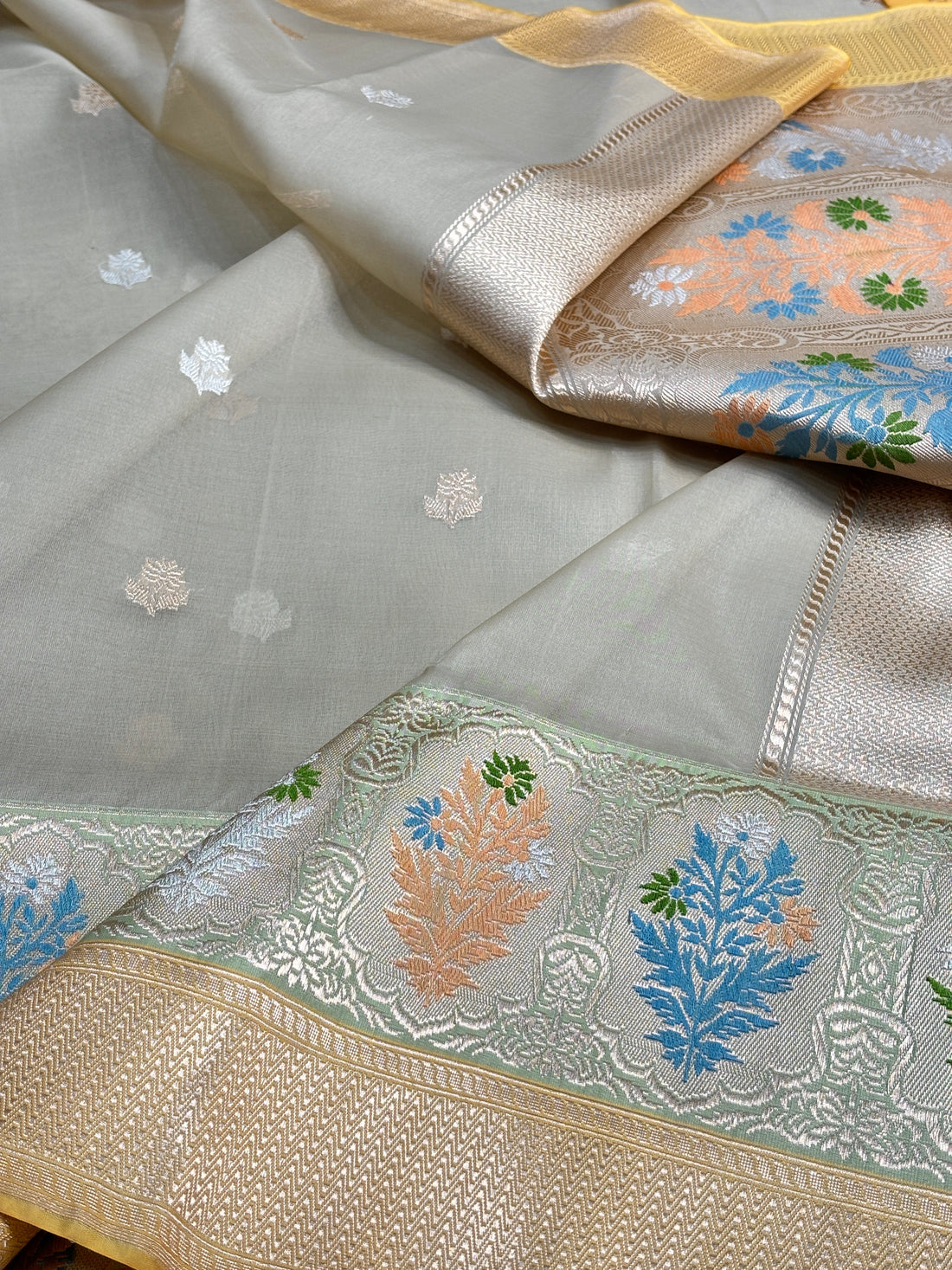 Beige Tissue Banarasi Silk Handwoven Saree