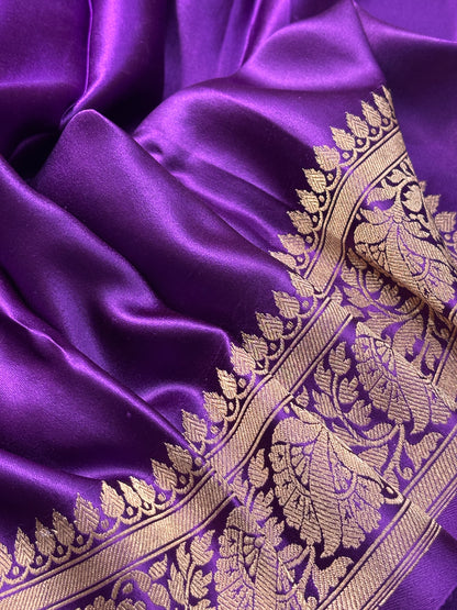 Cadbury purple Banarasi Satin-Mashru Silk Handwoven Saree