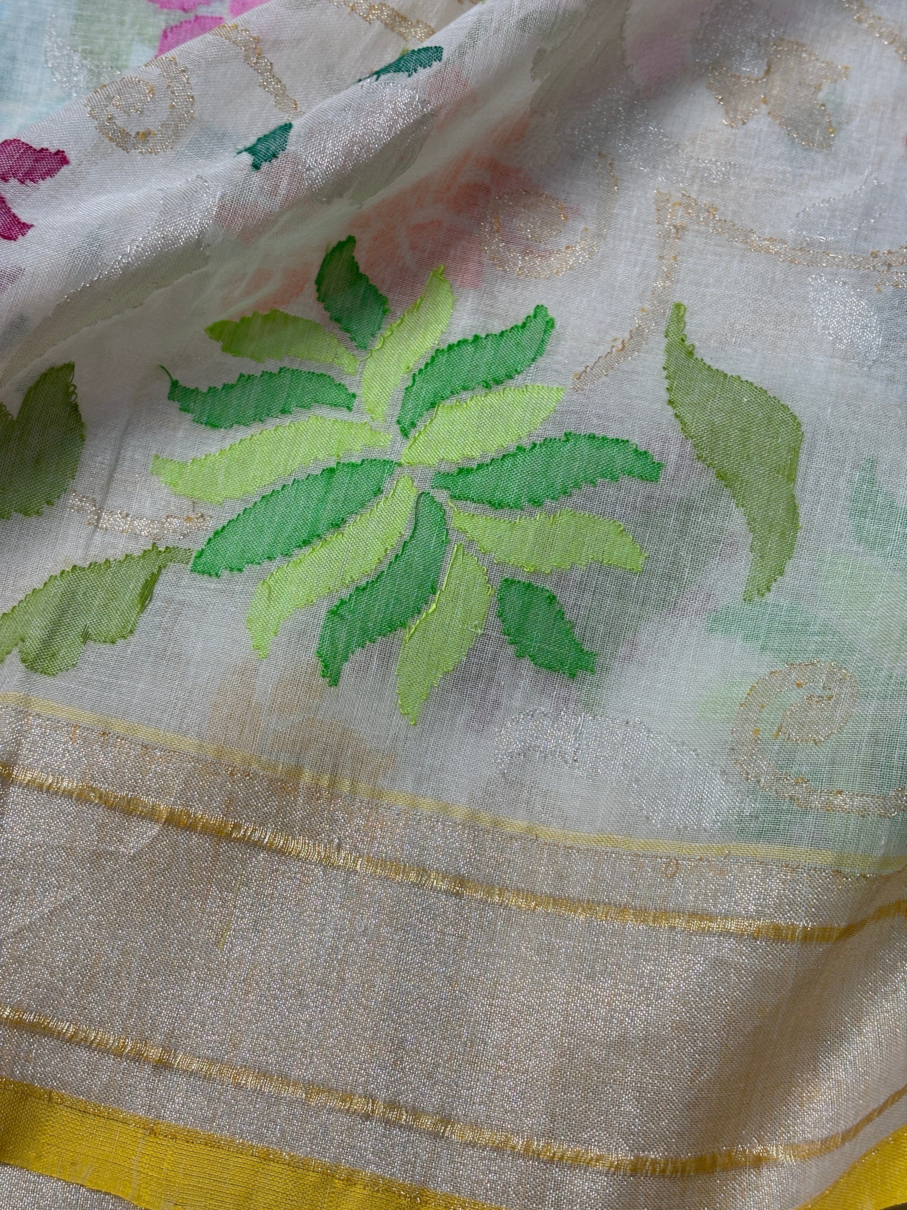 White Banarasi Cotton Kora Jamdani Silk Handwoven Saree with Real Zari