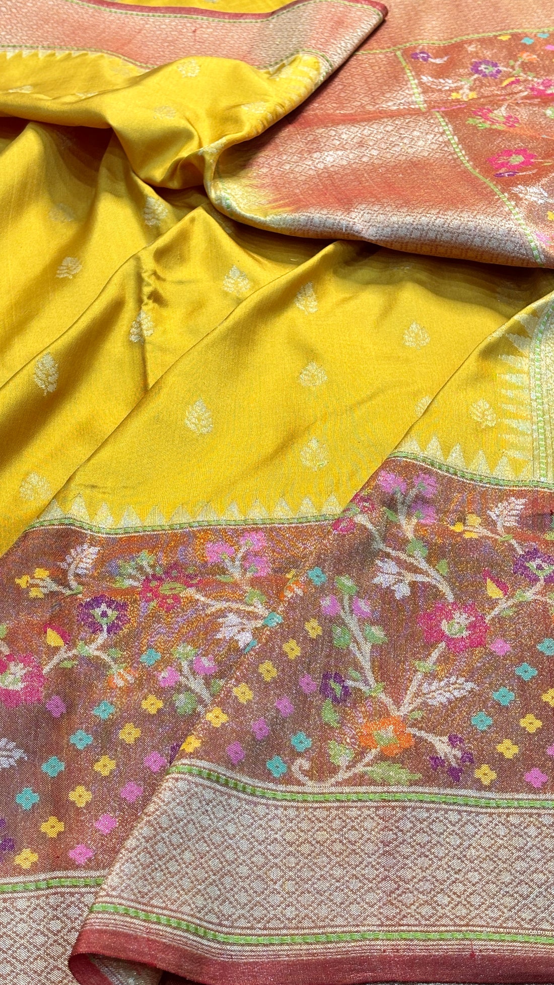 Yellow Pure Banarasi Ektara  Silk Handwoven Saree