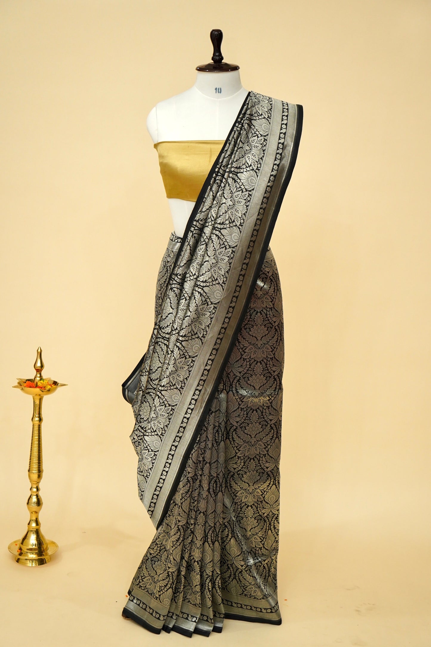 Handwoven Designer Katan Silk Banarasi Saree with Brocade Work