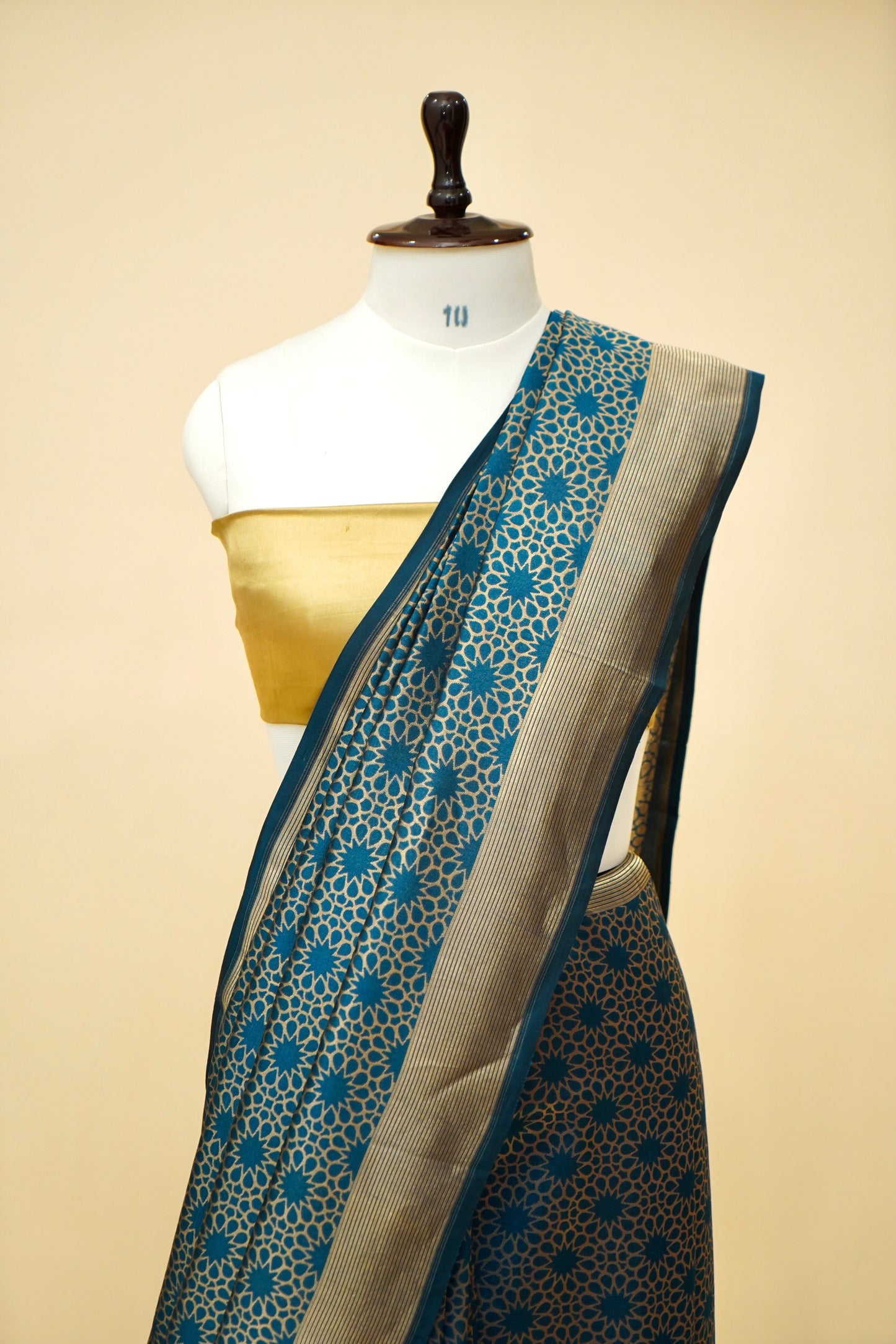 Handwoven Designer Katan Silk Banarasi Saree with Brocade Work