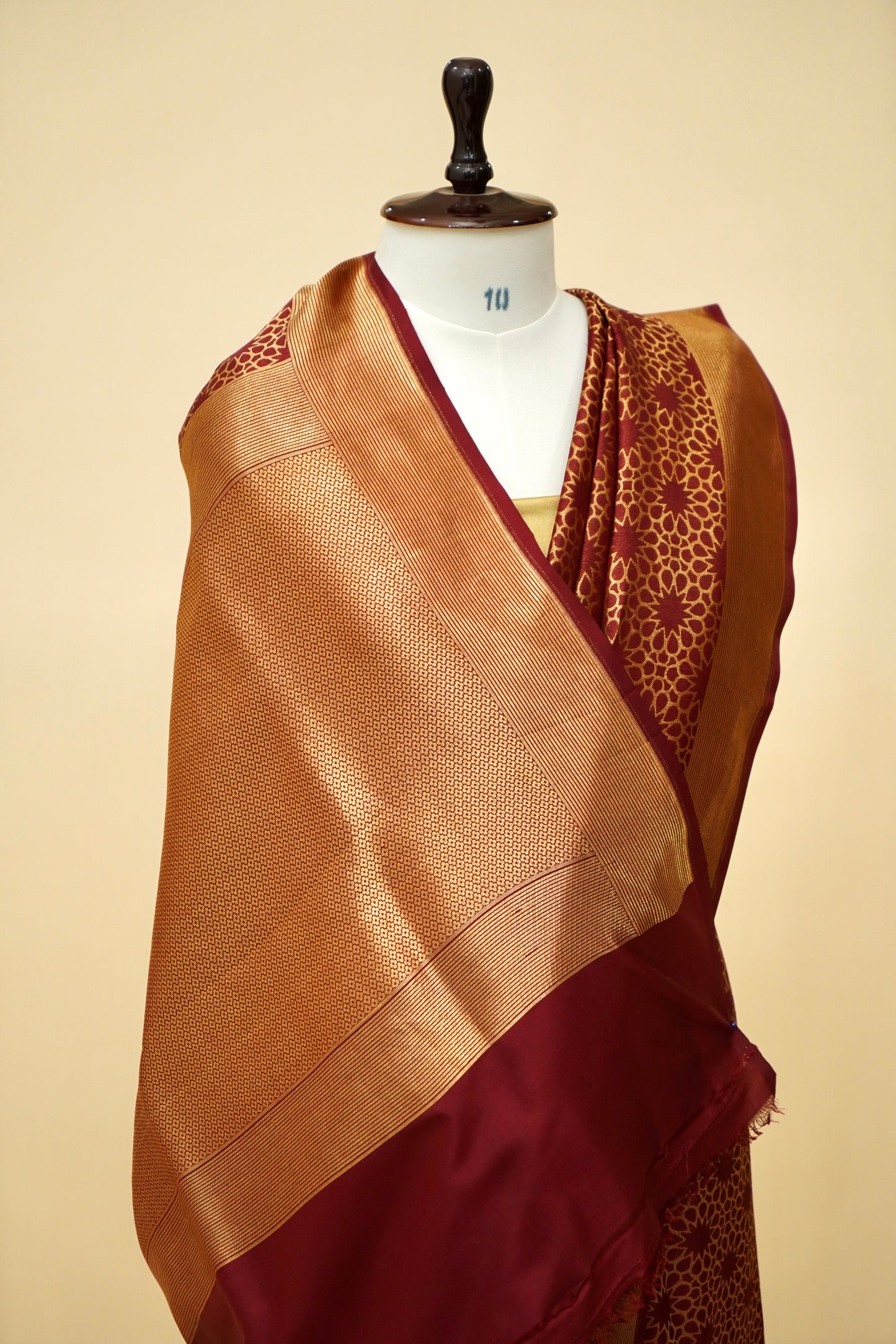 Handoven Designer  Silk Banarasi Saree with Brocade Work