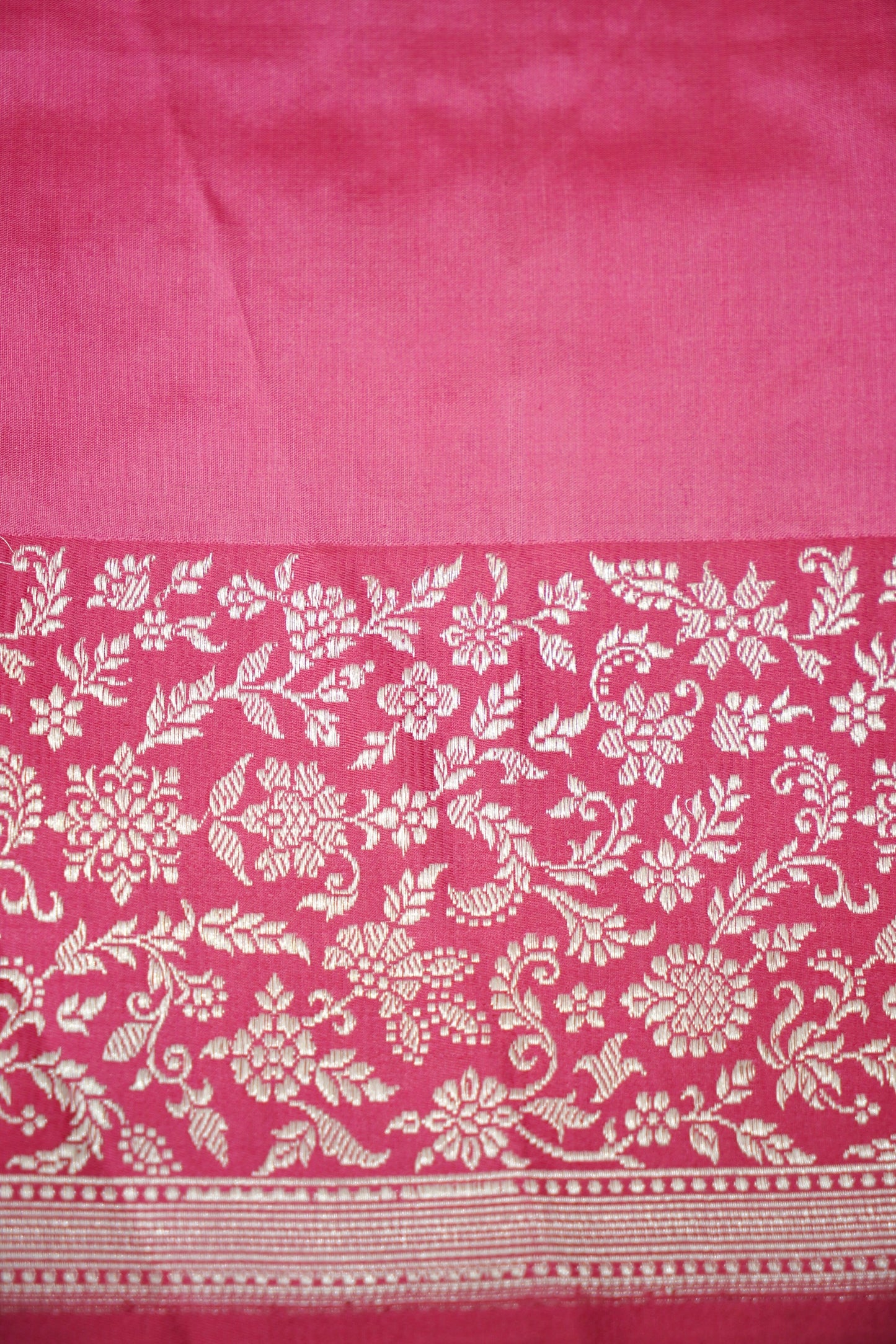 Handloom Banarasi Pure Katan Silk Saree with Kadhiyal Satin Border