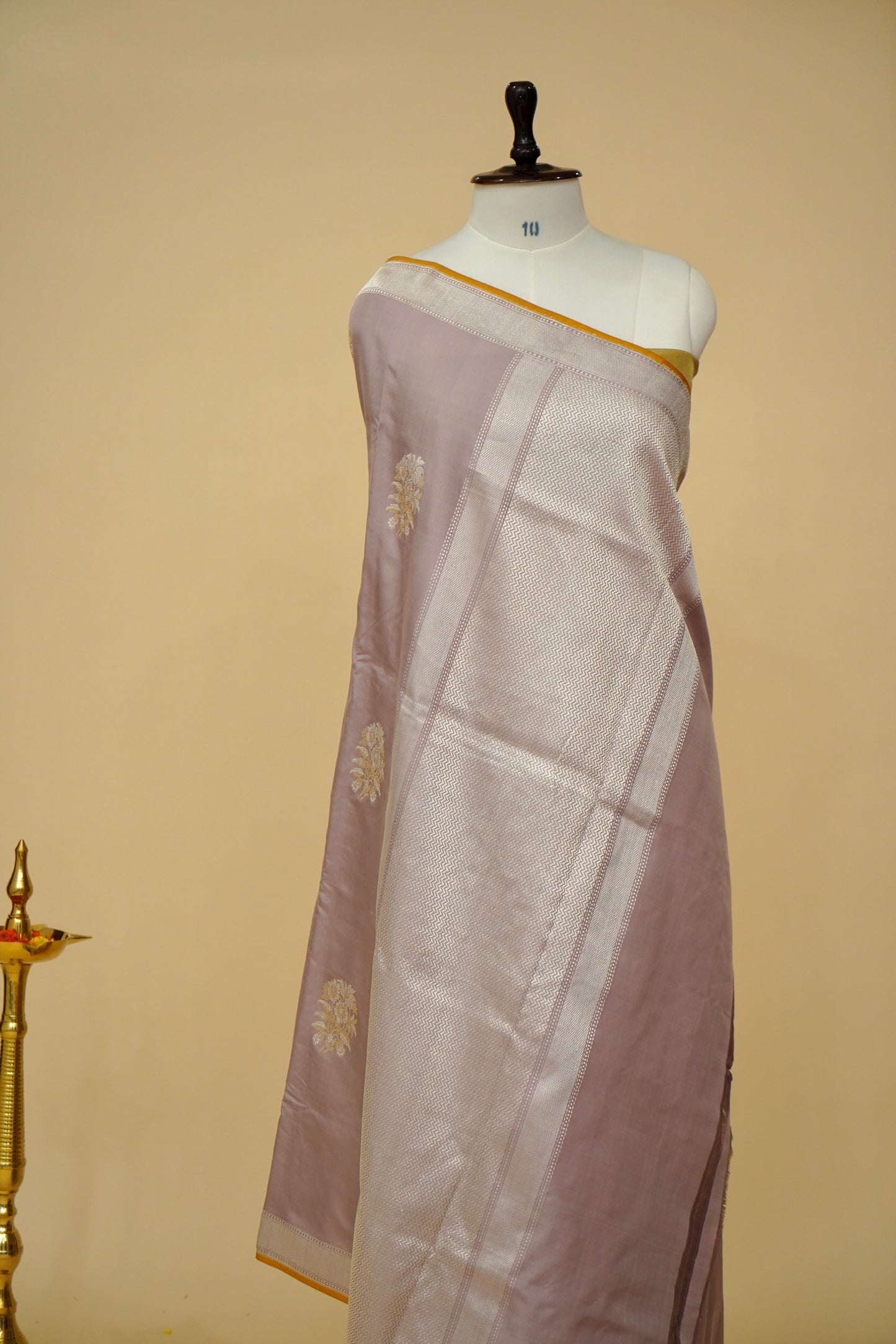 Pure Katan Silk Ektara Banarasi Saree