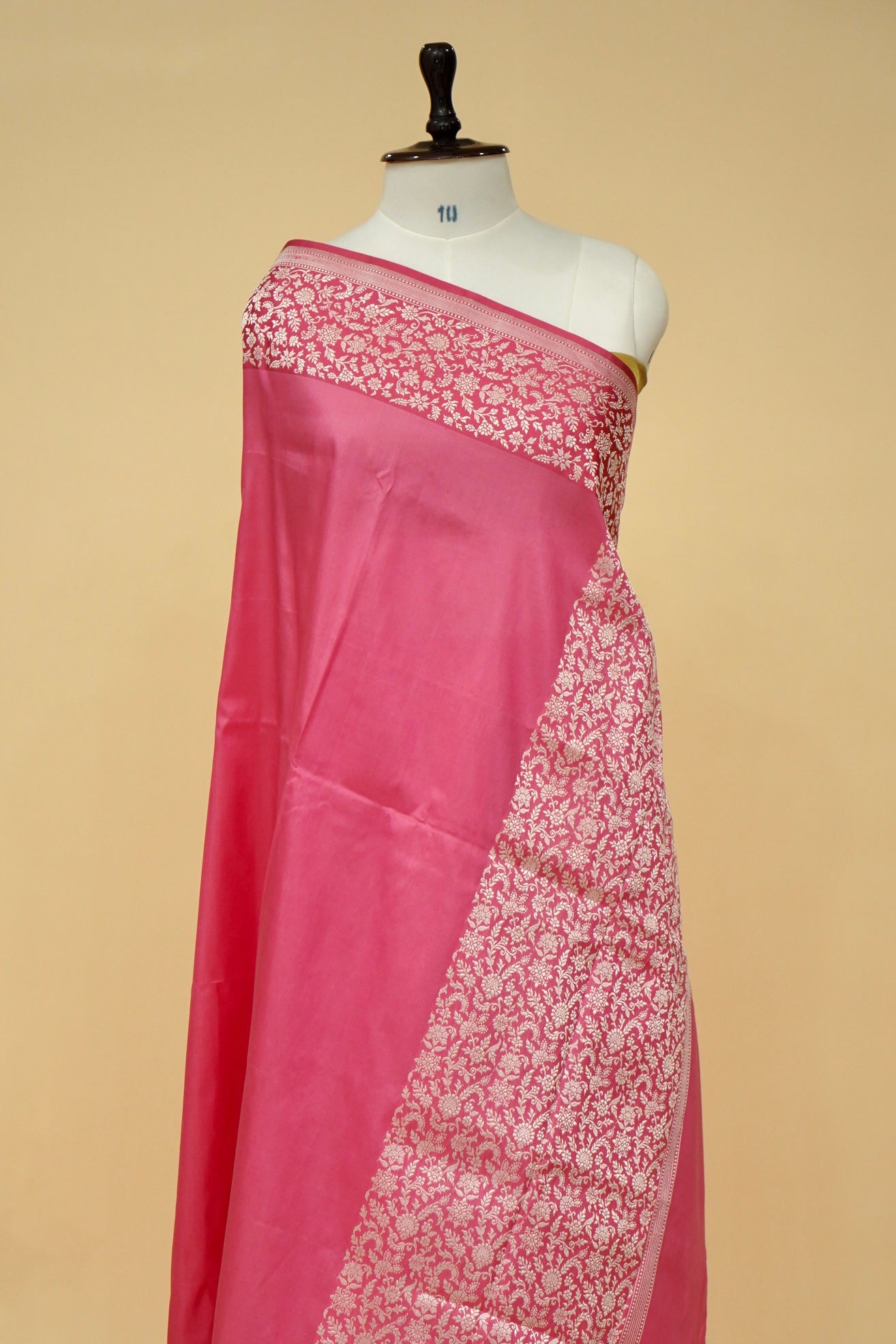 Handloom Banarasi Pure Katan Silk Saree with Kadhiyal Satin Border