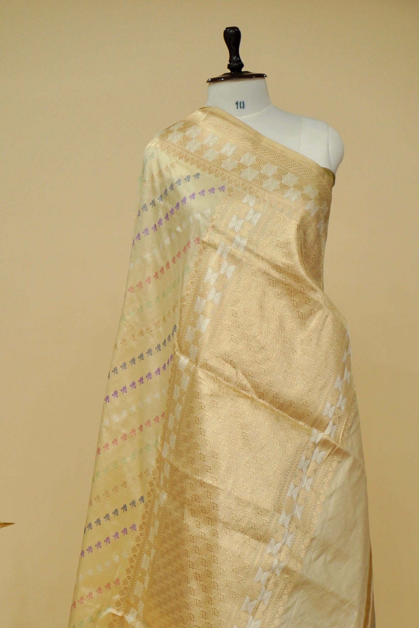 Handloom Banarasi Pure Katan Silk Ivory Saree