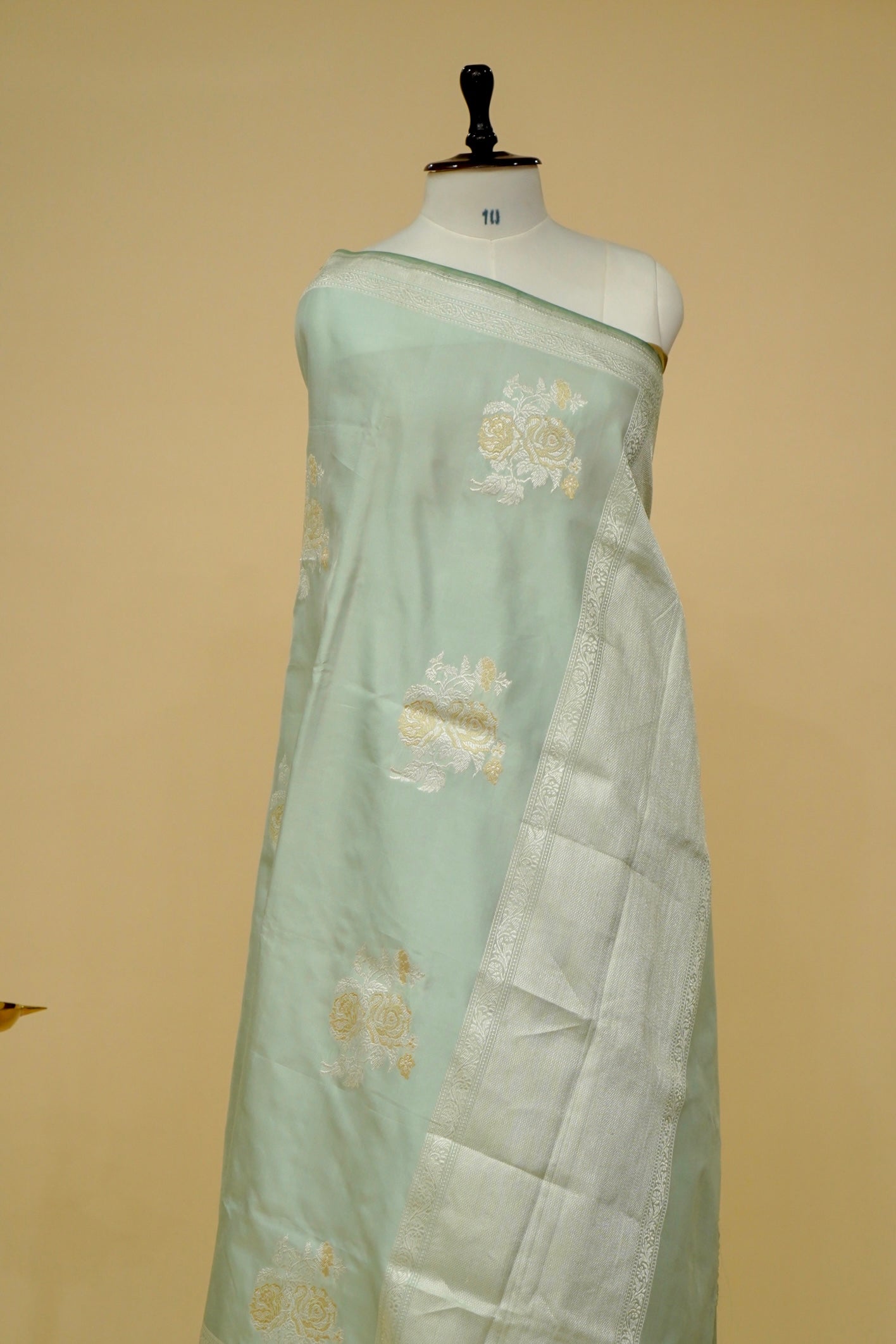 Pure Katan Silk Ektara Banarasi Buta Saree