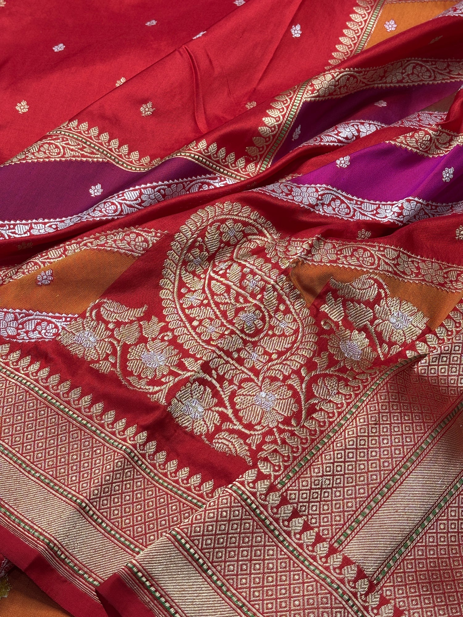 Red Pure Banarasi Rangkaat Silk Handloom Saree