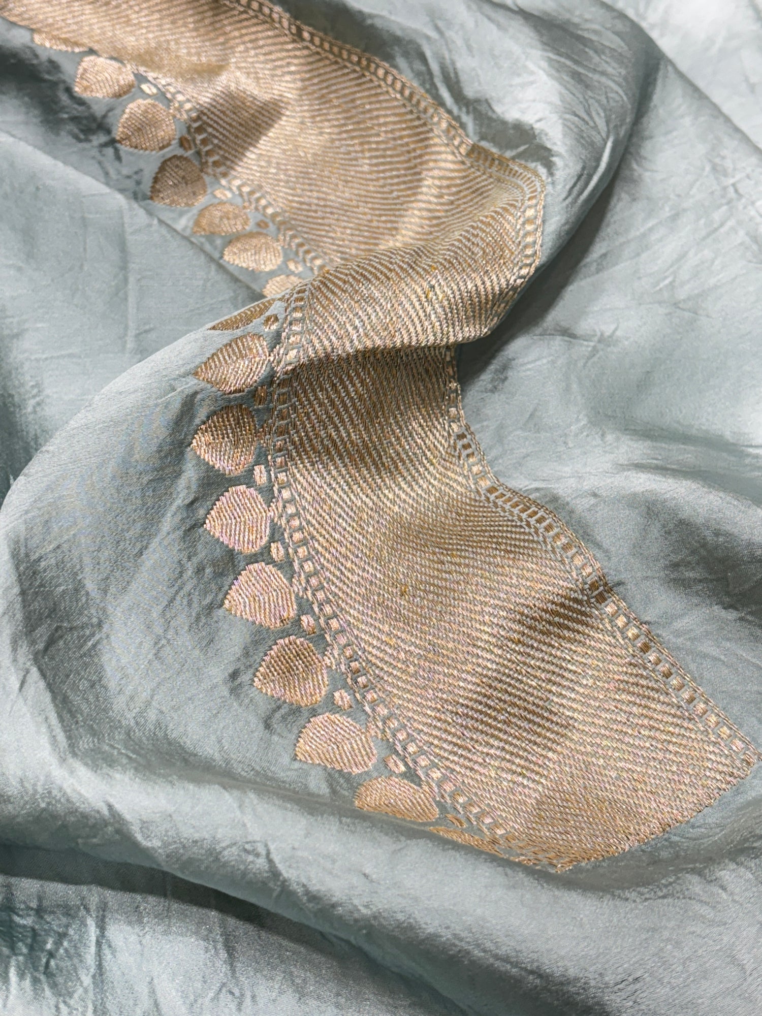 Elegant pastel mint green Banarasi Satin-Mashru Silk Handwoven Saree