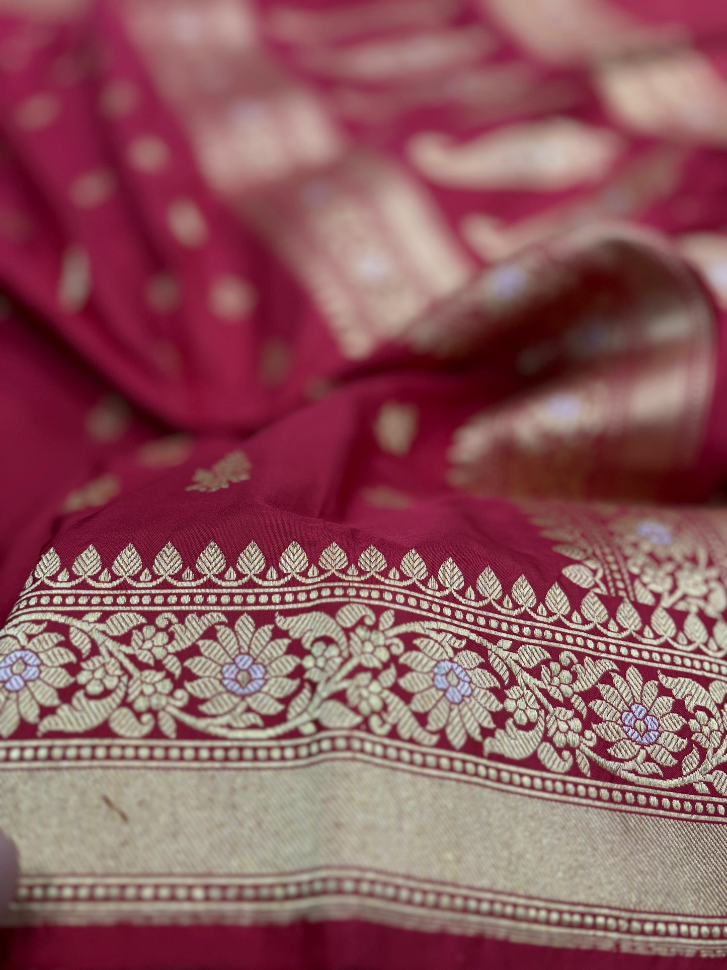 Pure Banarasi Katan Silk Saree with Beautiful Kadwa Meenakari Work