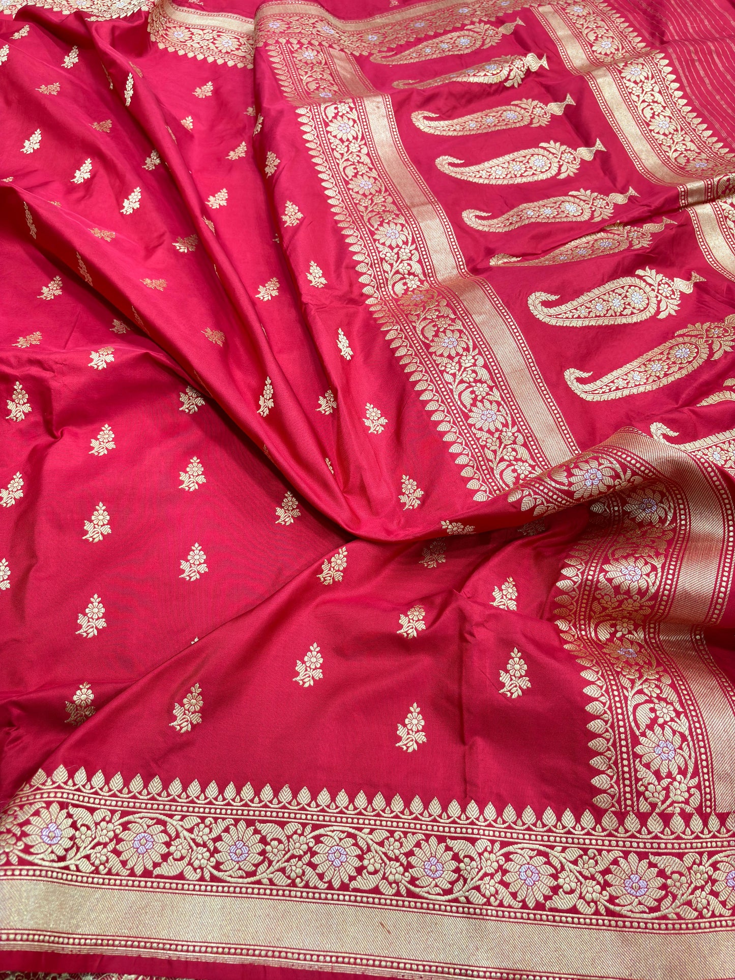 Pure Banarasi Katan Silk Saree with Beautiful Kadwa Meenakari Work