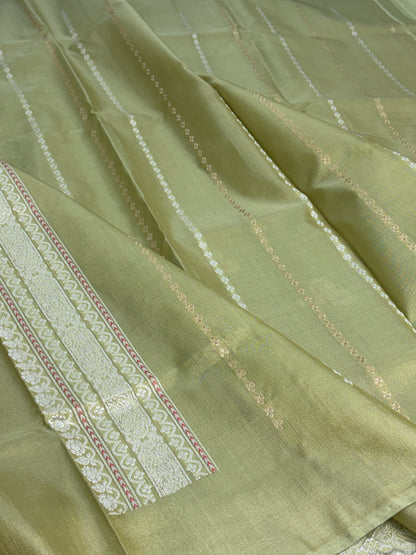 Parrot Green Handwoven Pure Banarasi Kora Tissue Saree