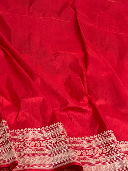 Red Handwoven Pure Banarasi Rangkat Saree