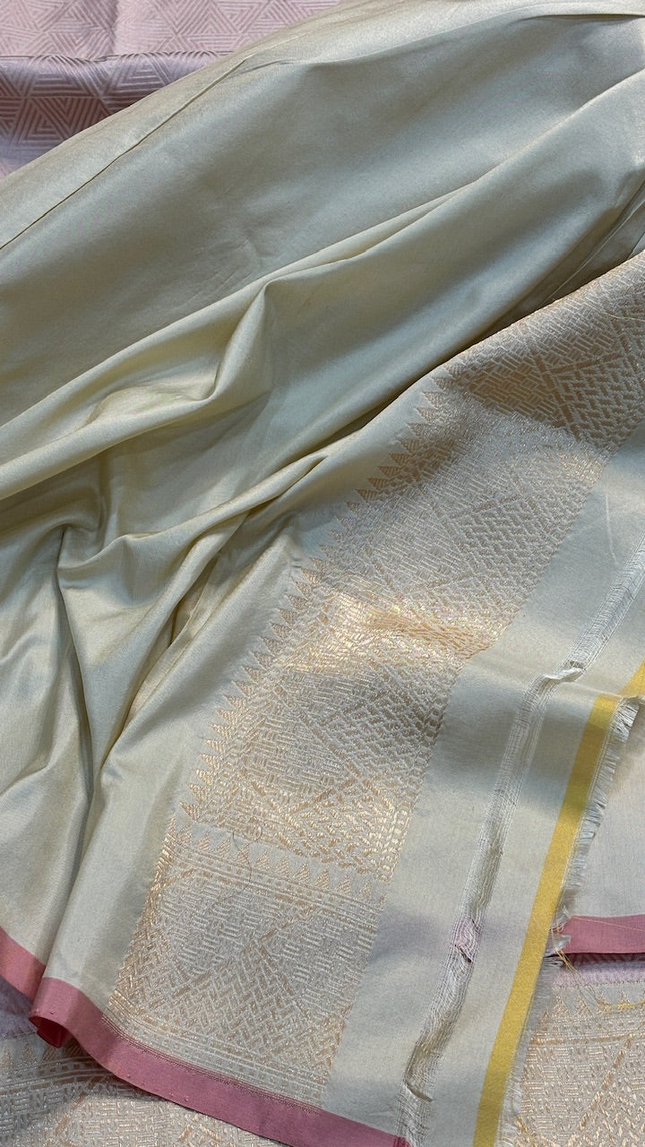 Blush Pink Pure Tanchoi Banarasi Katan Silk Handwoven Saree