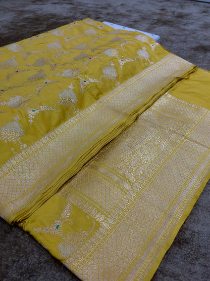 Pure Banarasi Katan Silk Jaal Weaving Saree with Meenakari