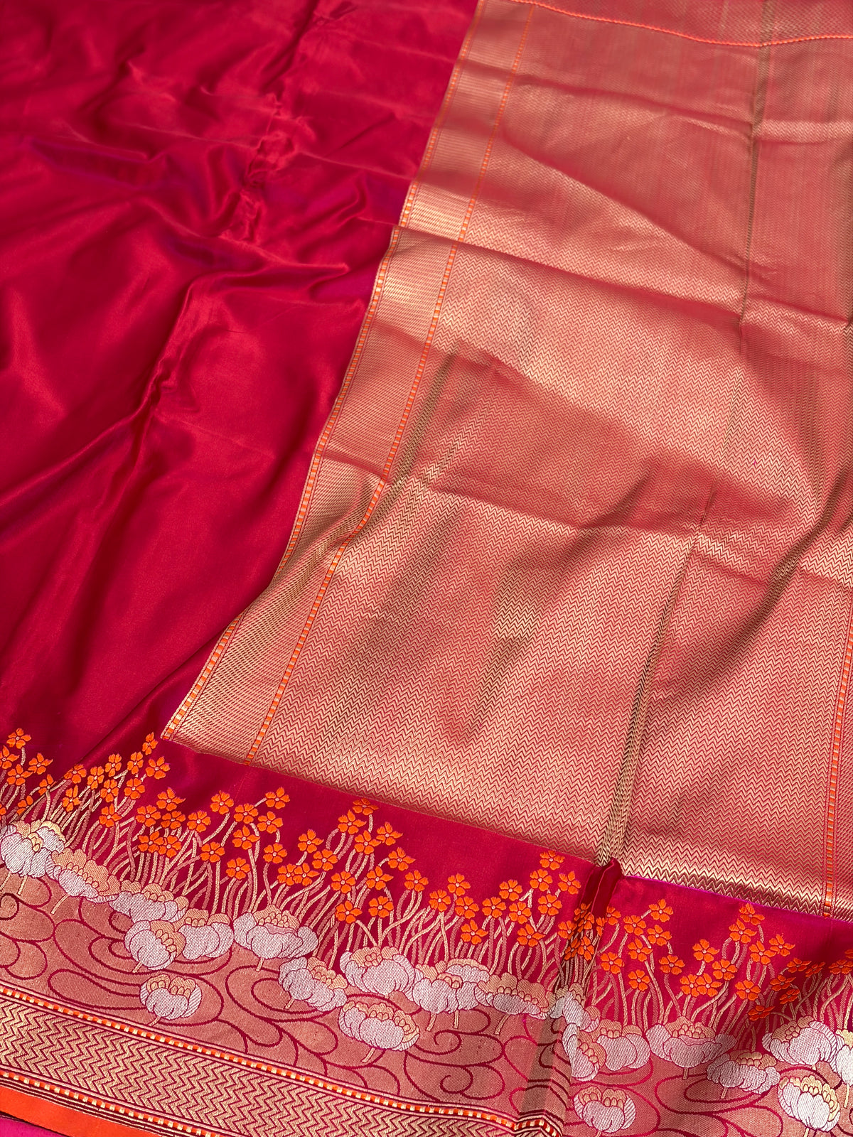 Red Handwoven Pure Banarasi Satin Silk Saree