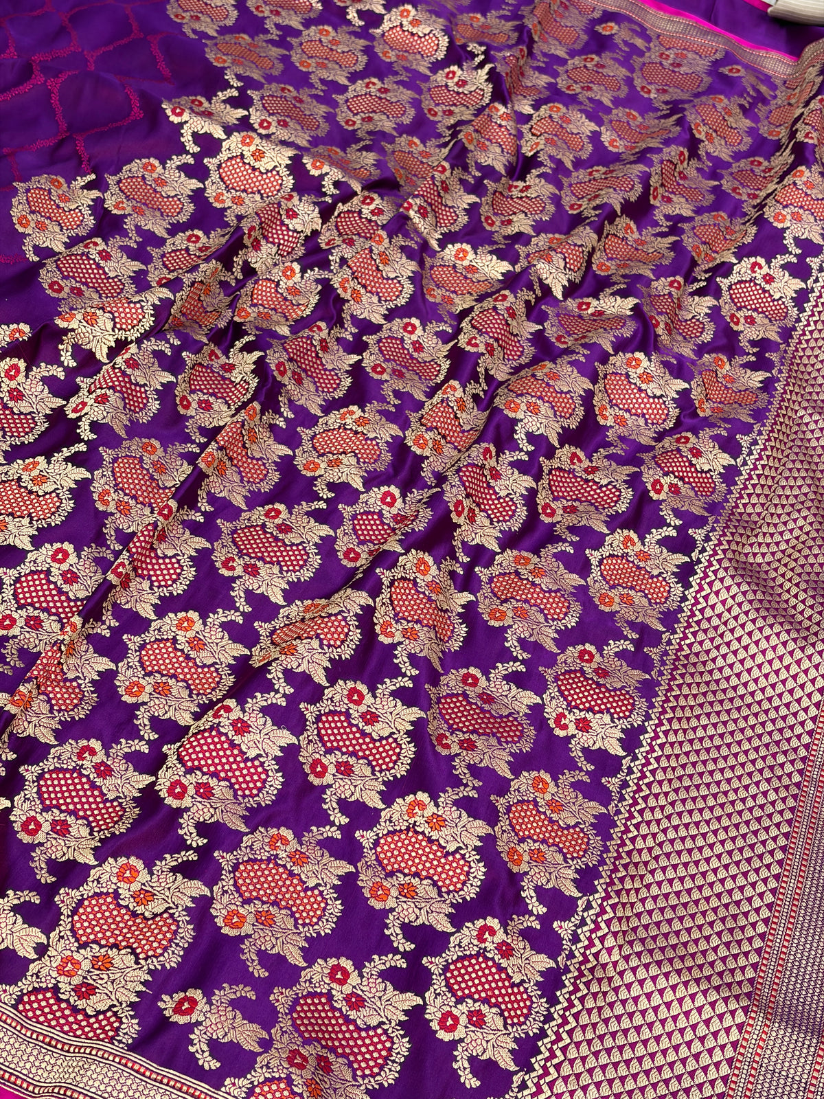 Purple Handwoven Pure Banarasi Satin Silk Saree