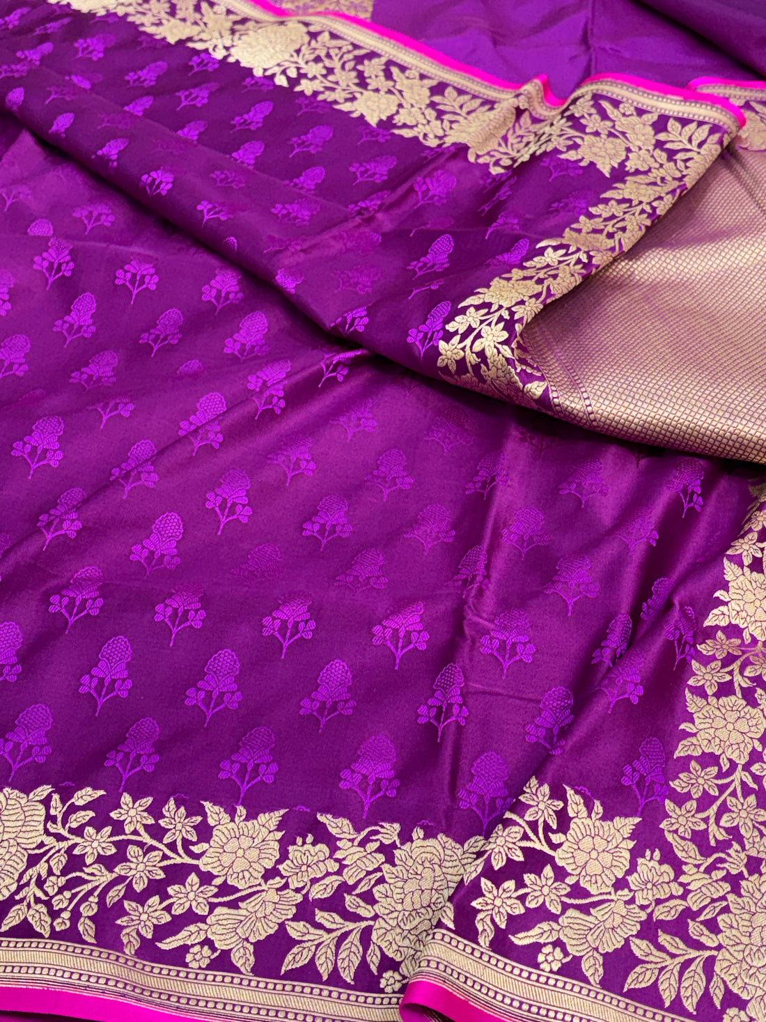 Purple Handwoven Pure Banarasi Satin Silk Saree
