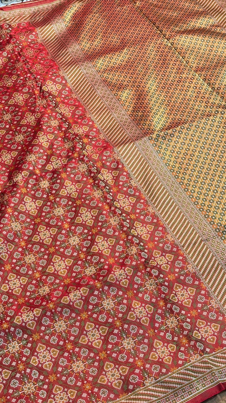 Maroon Pure Satin Silk Jamawar Handwoven Banarasi Saree