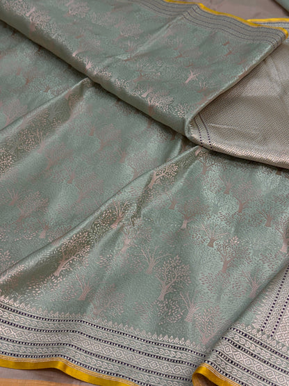 Sea Green Handwoven Pure Banarasi Satin Tanchoi Saree