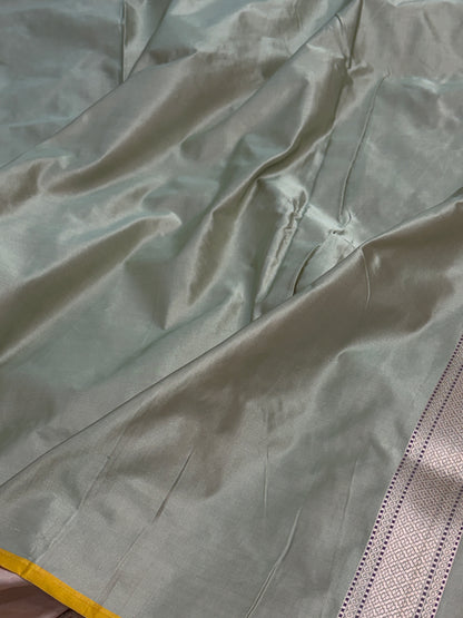 Sea Green Handwoven Pure Banarasi Satin Tanchoi Saree