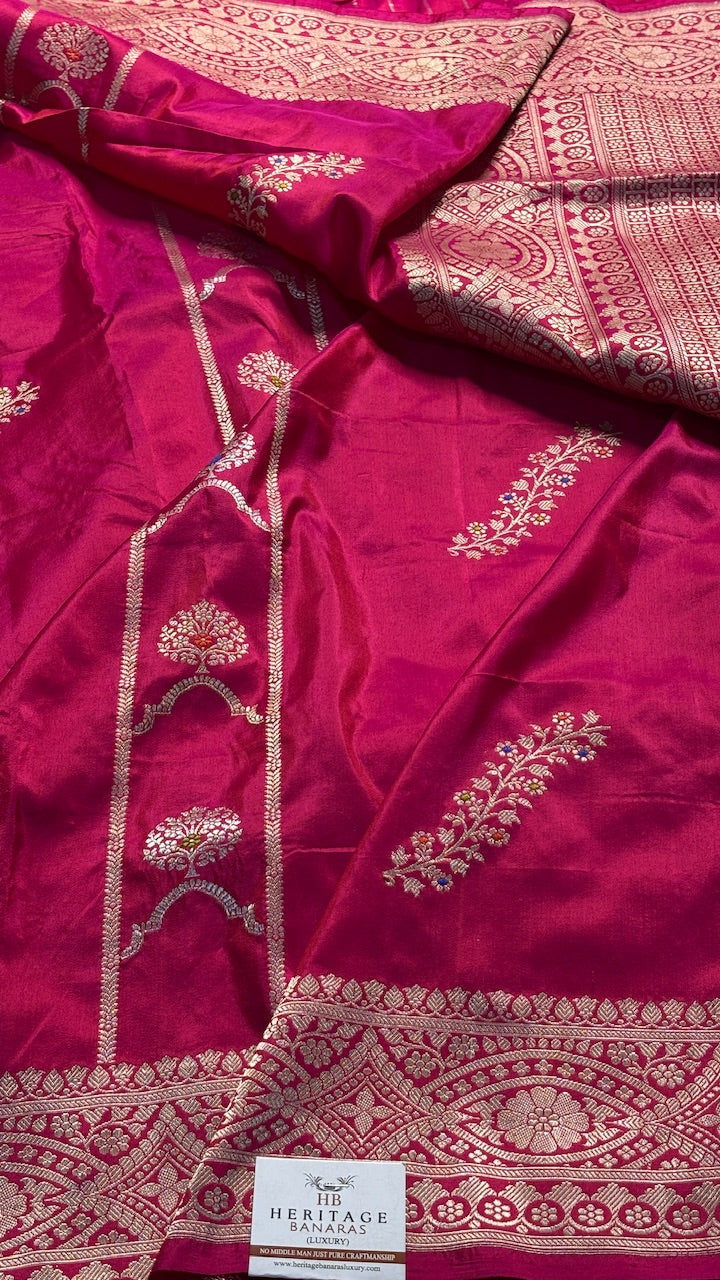 Apple Red Banarasi Katan Silk Handwoven Saree
