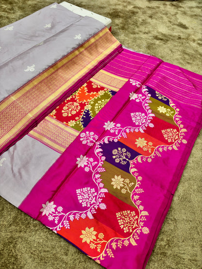 Banarasi Rangkaat Kadhiyal Katan Silk Saree with Border & Pallu
