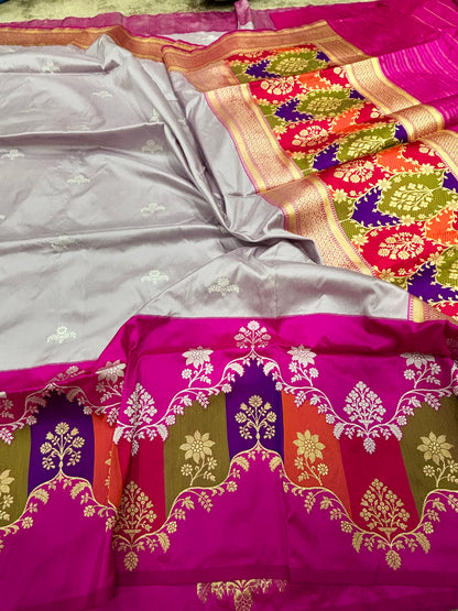 Banarasi Rangkaat Kadhiyal Katan Silk Saree with Border & Pallu