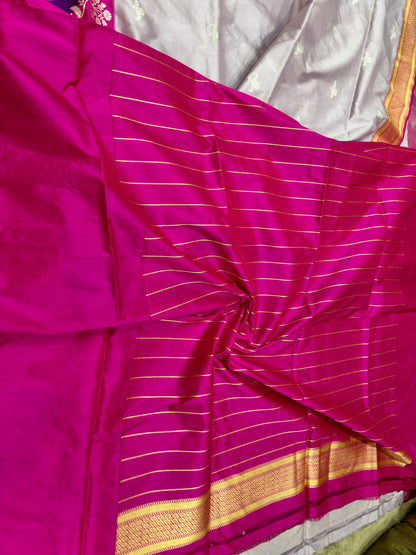 Banarasi Rangkaat Kadhiyal Katan Silk Saree with Border & Pallu