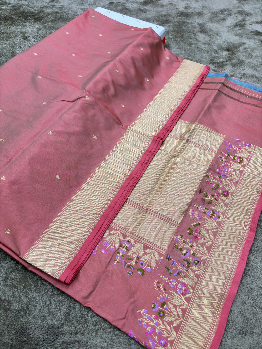 Pure Banarasi Katan Silk Saree with Shaded Minakari Border &amp; Buti