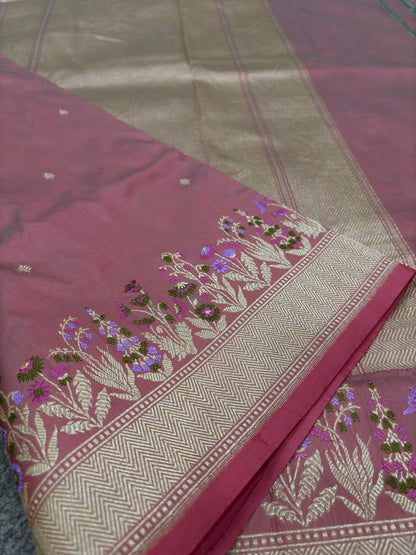 Pure Banarasi Katan Silk Saree with Shaded Minakari Border and Buti