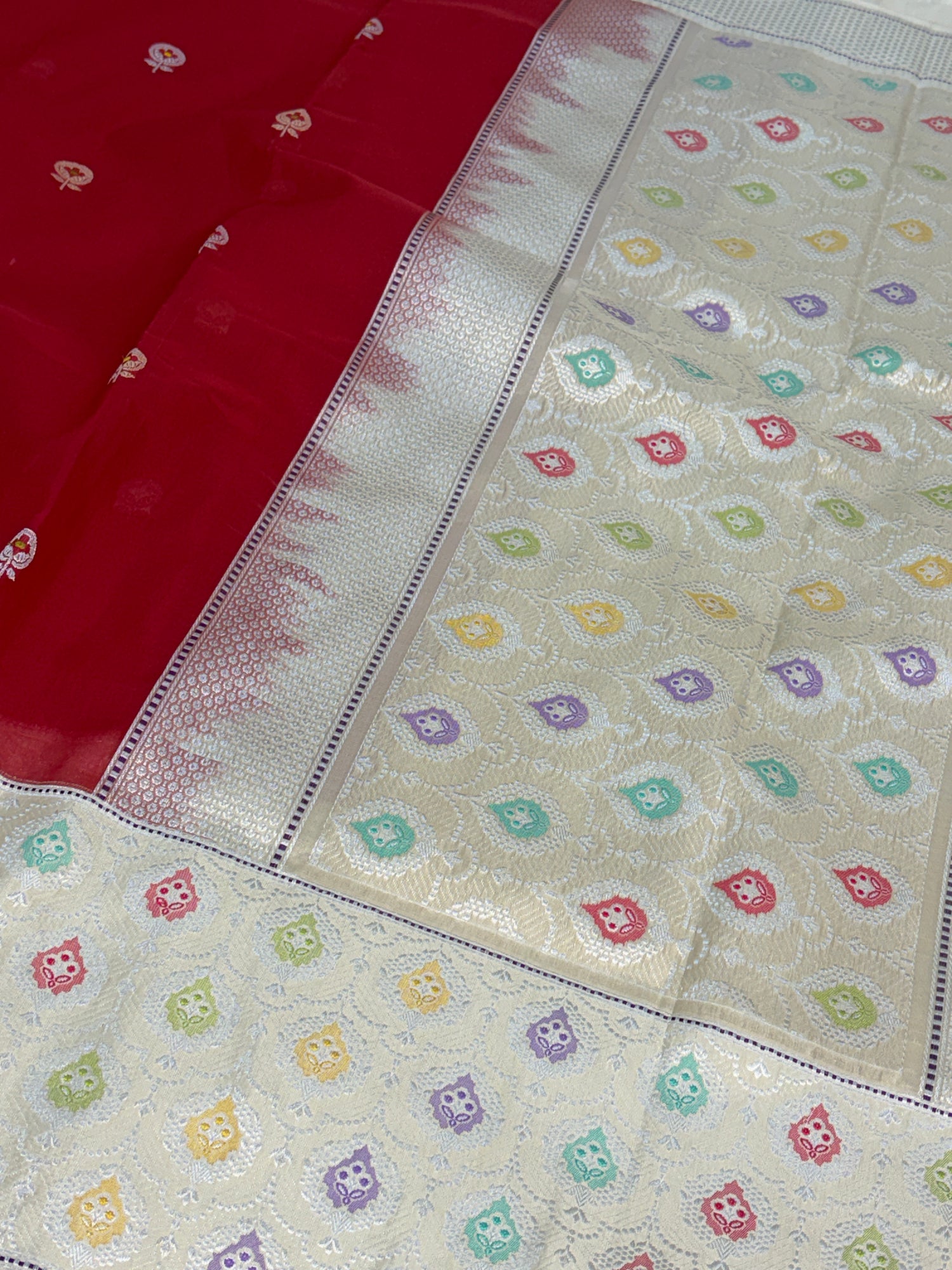 Red Handwoven Pure Banarasi Kora Silk Saree