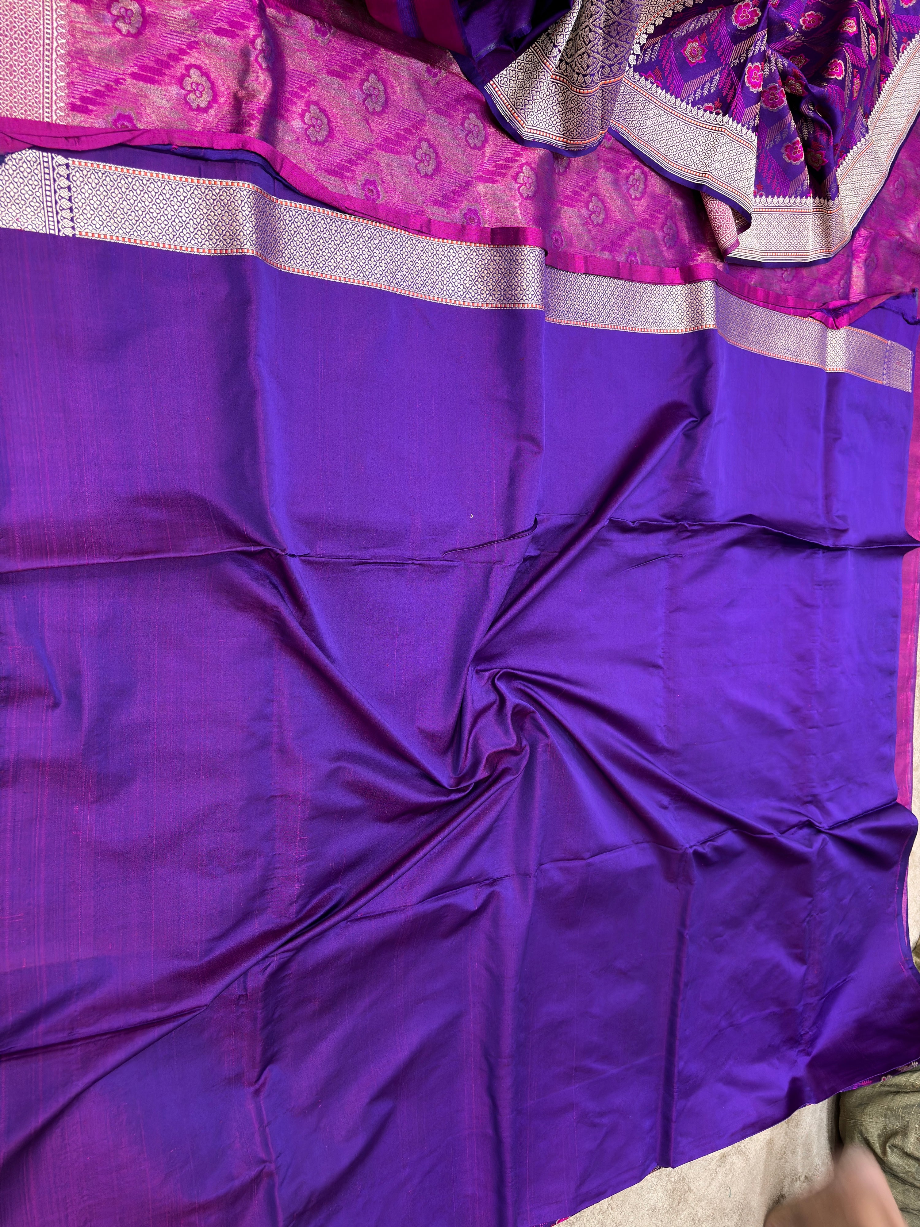 Pure Satin Silk Banarasi Threads Zari Tanchoi Jaal Saree