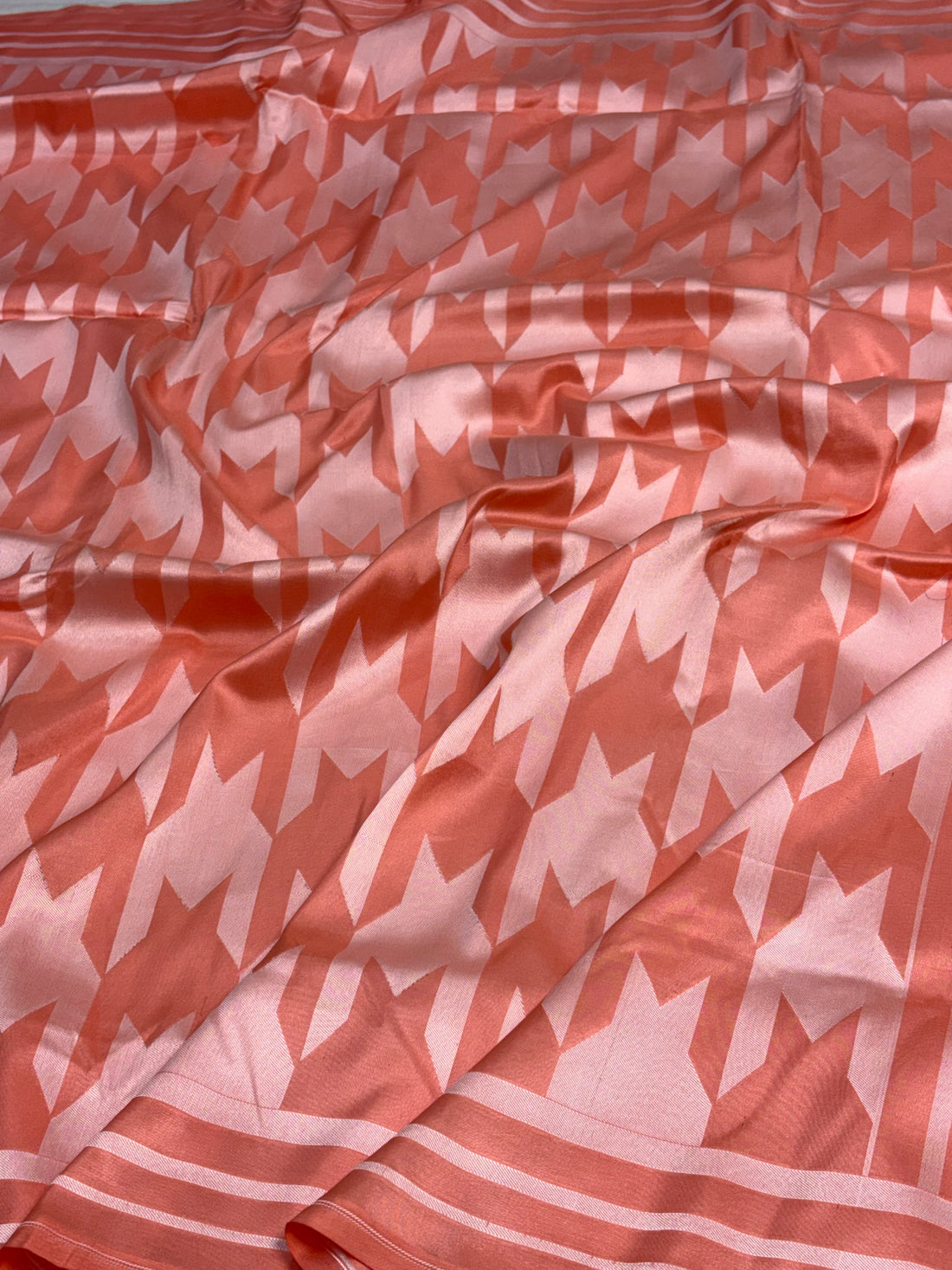 Modern Banarasi Peach Pure Katan Silk Lightweight Brocade Saree with Resham Thread Weaving