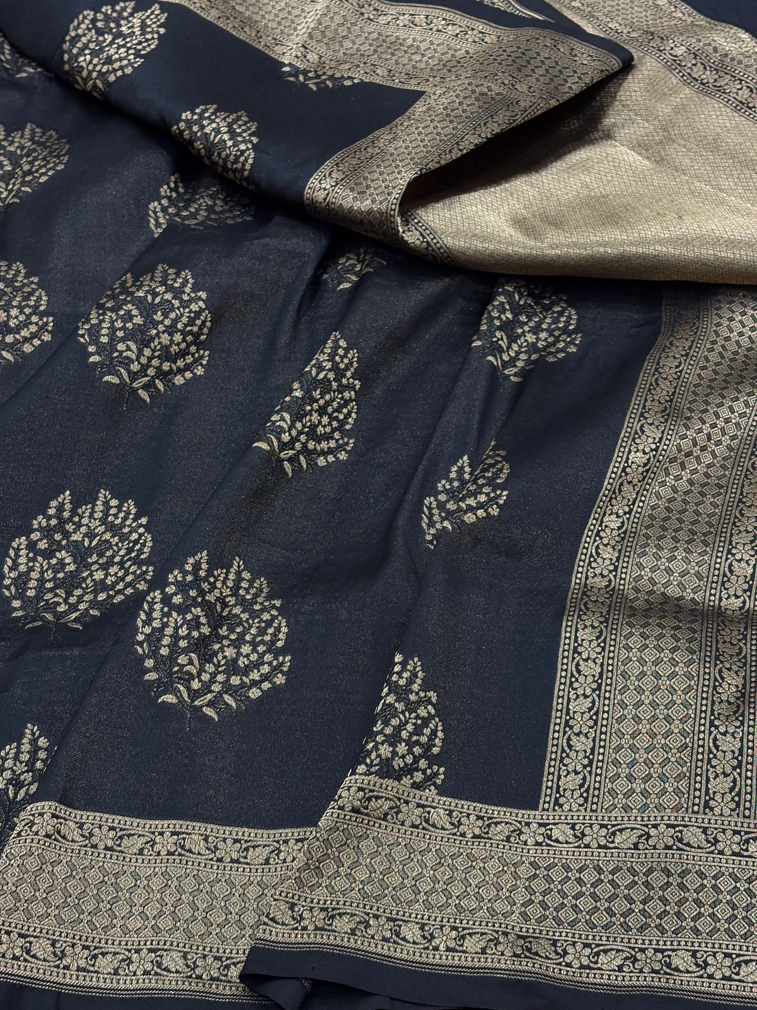 Classic Black Pure Katan Silk Iktara Roopa Sona Weaving Saree