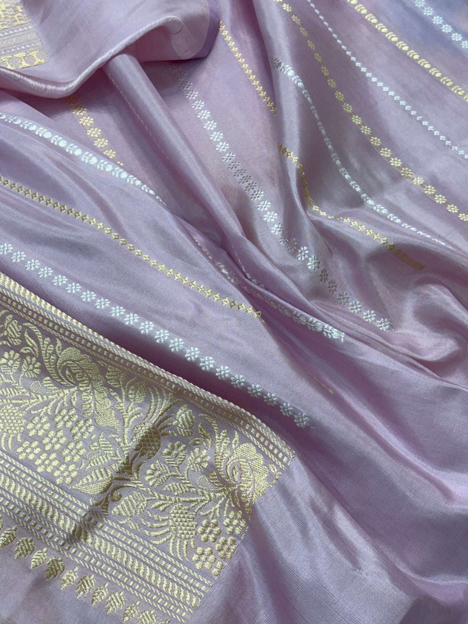 Pastel Lavender Pure Banarasi Rankaat Handwoven Saree
