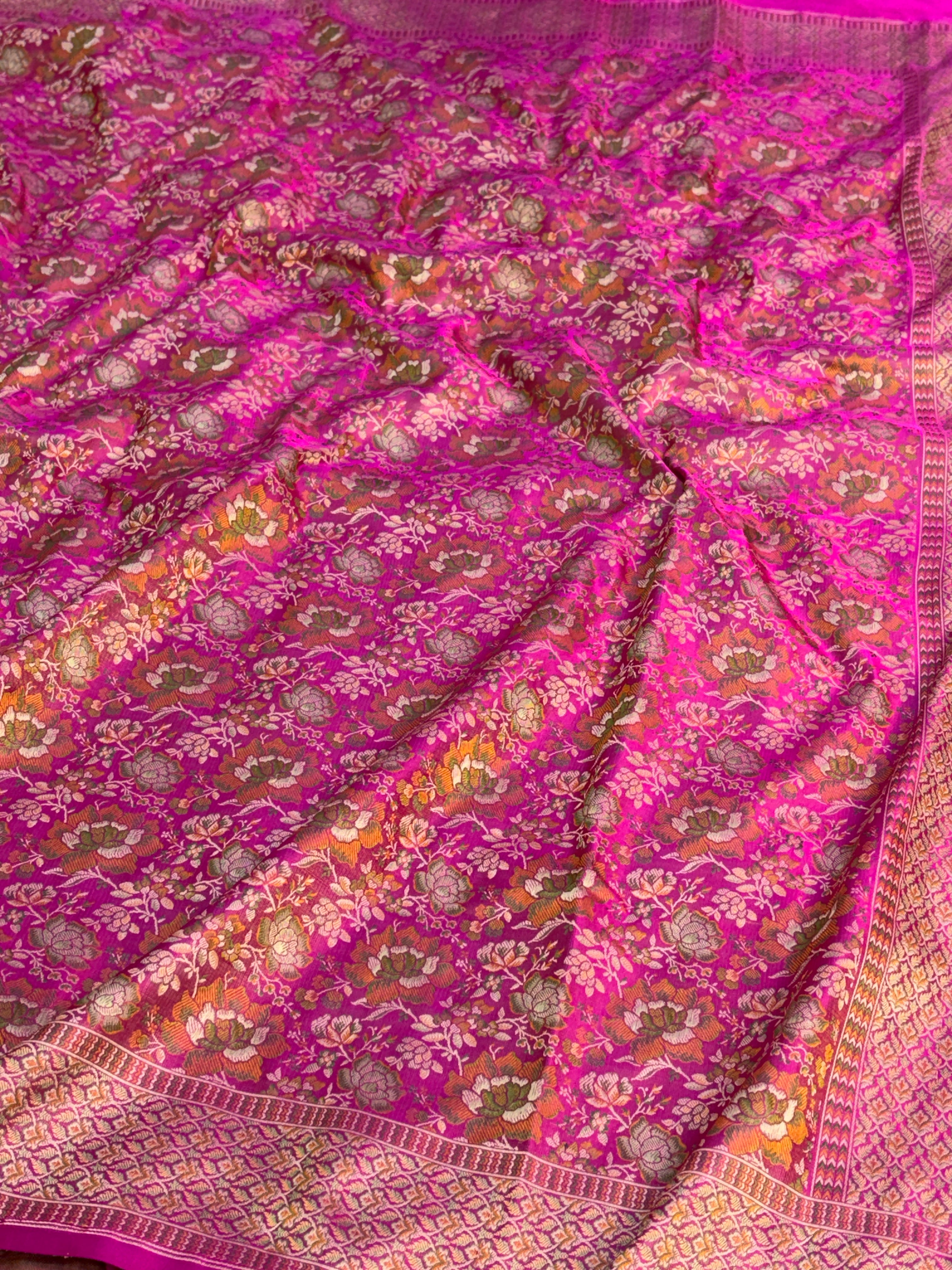 Rani Handwoven Pure Banarasi Satin Tanchoi Silk Saree