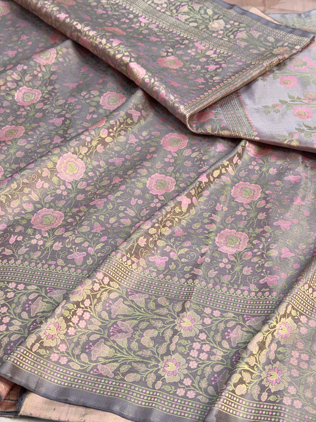 Swags Gray Handwoven Pure Banarasi Satin Tanchoi Silk Saree