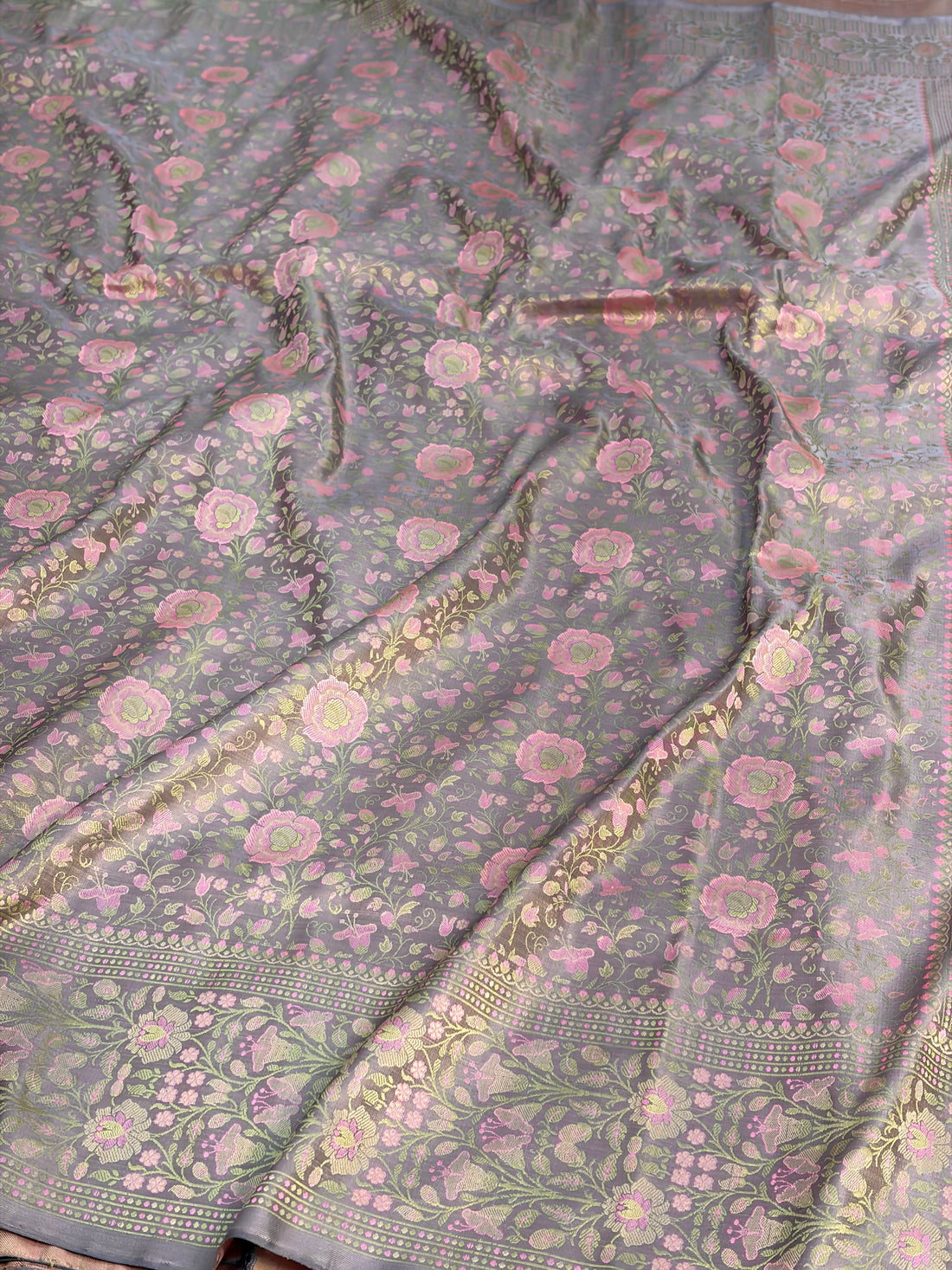 Swags Gray Handwoven Pure Banarasi Satin Tanchoi Silk Saree