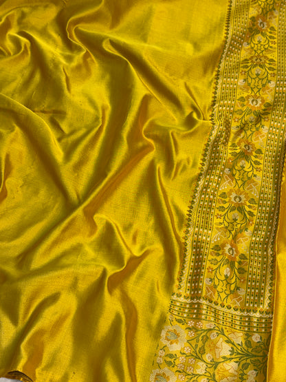 Yellow Handwoven Pure Banarasi Satin Tanchoi Silk Saree