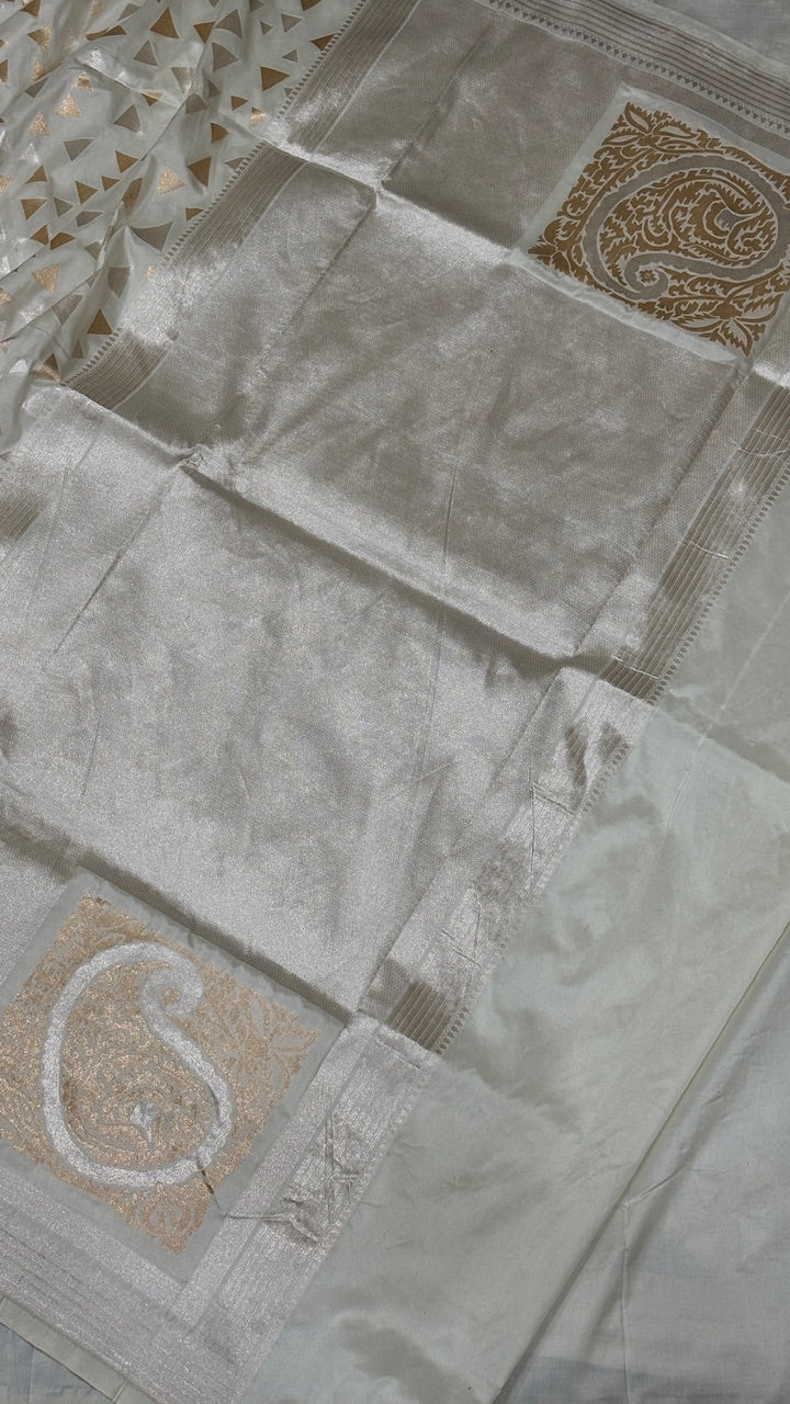 Ivory Pure Banarasi Katan Silk Handwoven Saree