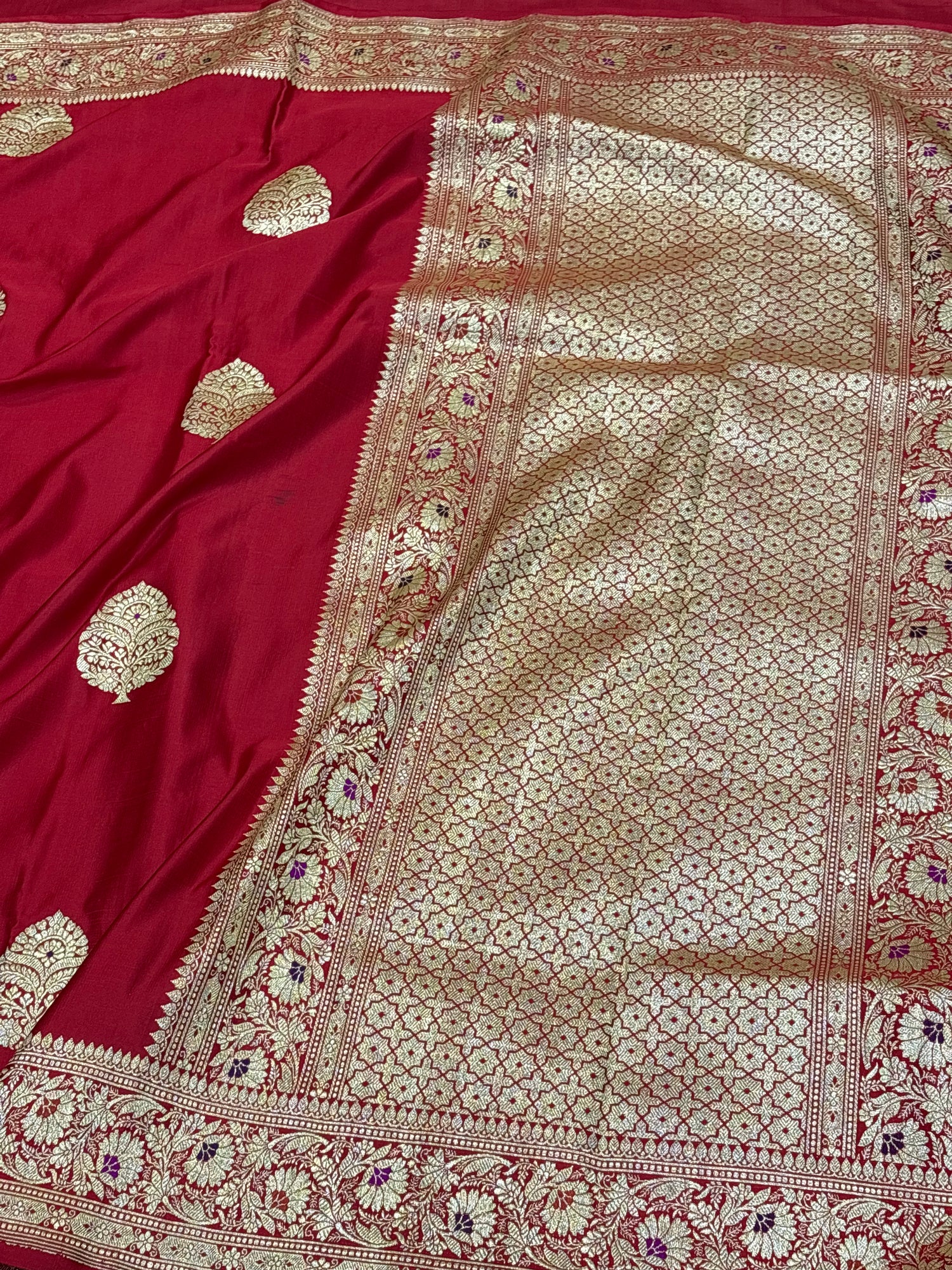 Red Handwoven Banarasi Satin Silk Saree with Meenakari Buta